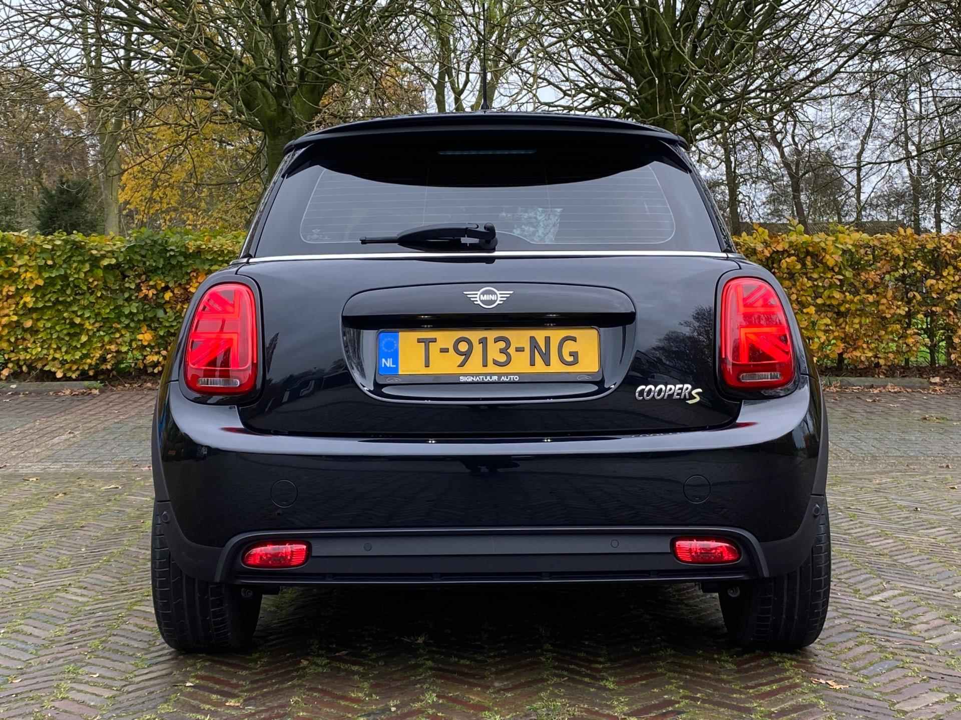 Mini Electric Camden Edition 33 kWh € 2.000,- SUBSIDIE! | CarPlay | Leder interieur | NAP | BOVAG garantie - 13/47