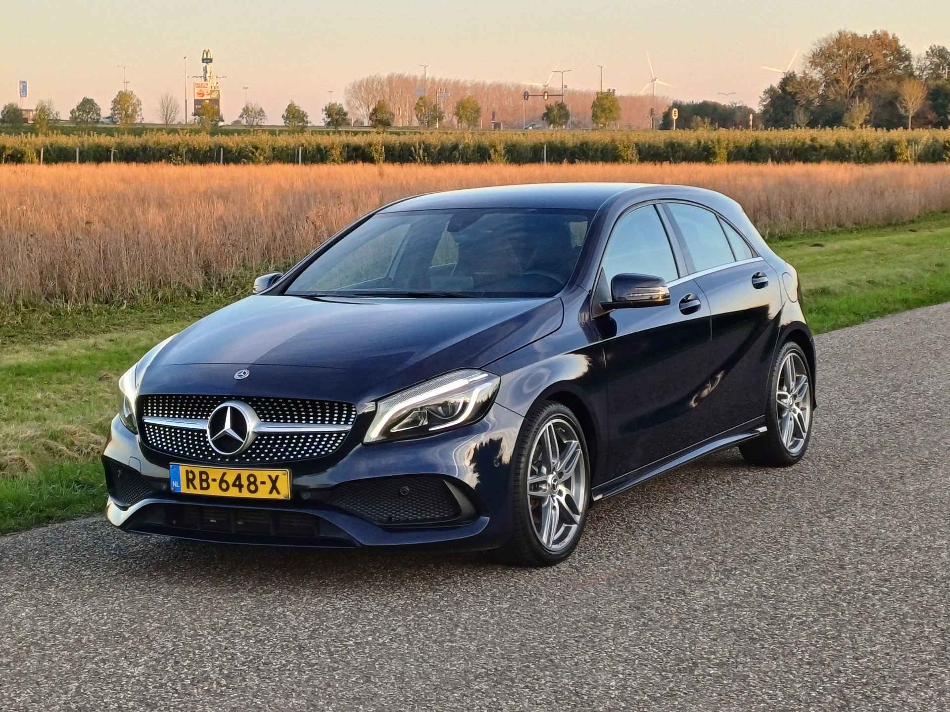 Mercedes-Benz A-Klasse 180 Business Solution AMG | Org. Ned. | LED | Camera | - 4/51