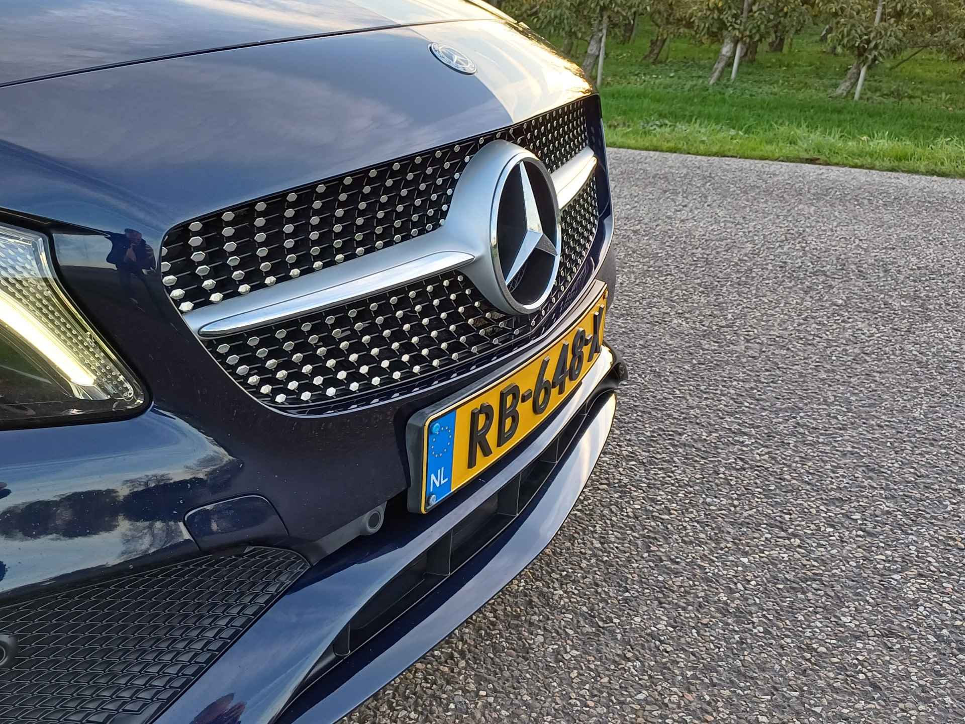 Mercedes-Benz A-Klasse 180 Business Solution AMG | Org. Ned. | LED | Camera | - 24/51