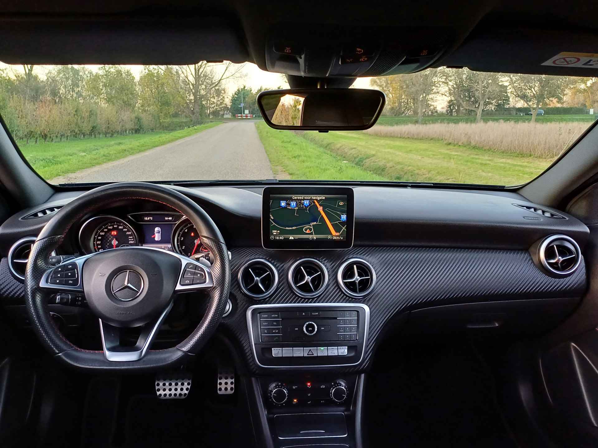 Mercedes-Benz A-Klasse 180 Business Solution AMG | Org. Ned. | LED | Camera | - 31/51