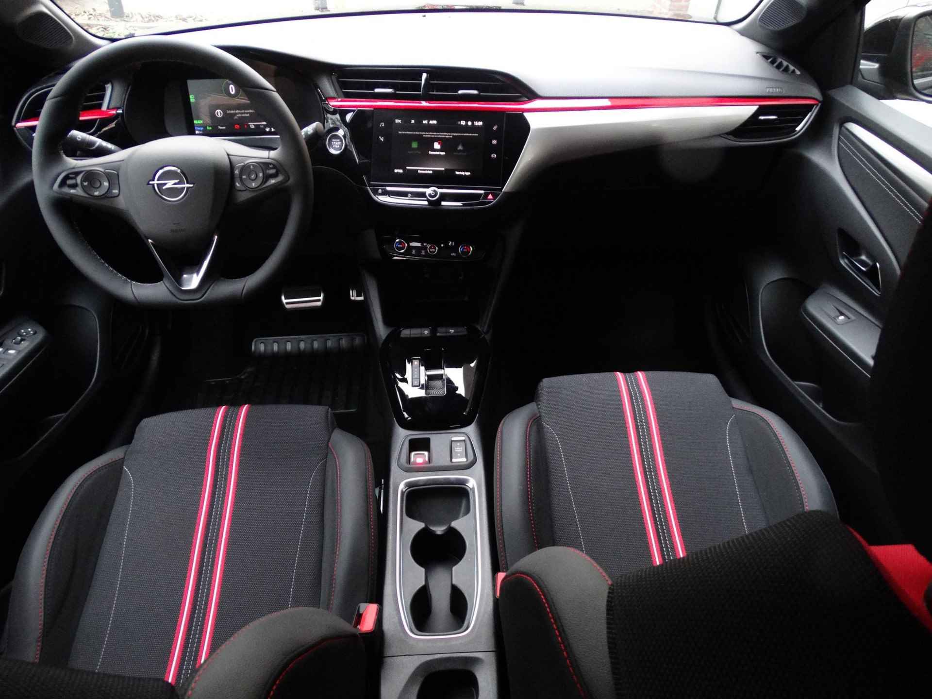Opel Corsa-e GS EV 50 kWh 136 pk |+€2.000 SUBSIDIE|NAVI PRO 7"|APPLE CARPLAY & ANDROID AUTO|UIT VOORRAAD LEVERBAAR| - 16/45