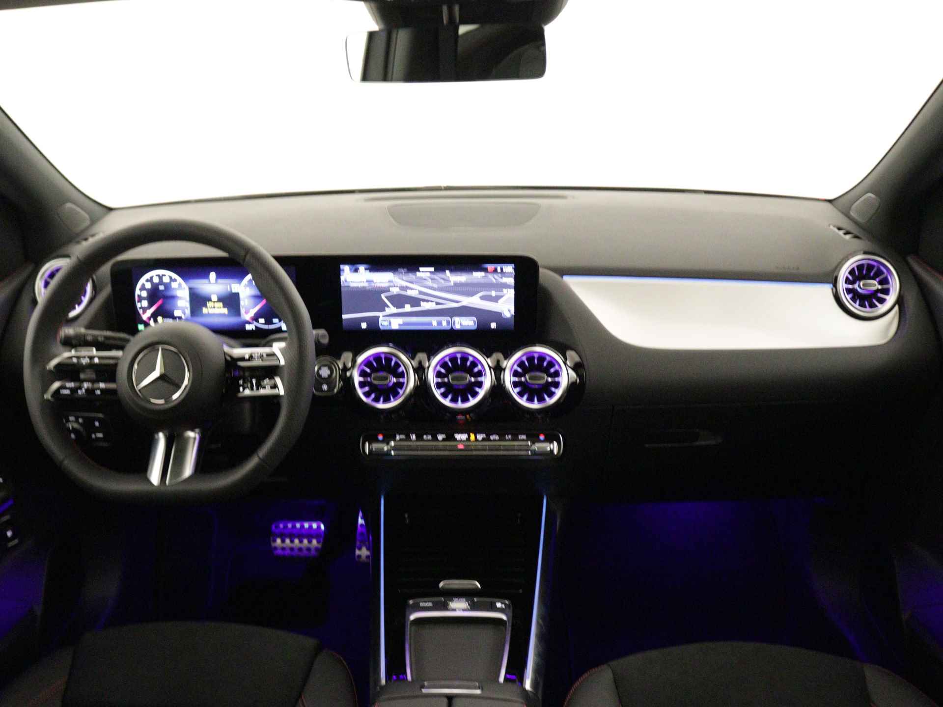 Mercedes-Benz B-Klasse 180 AMG Face Lift | Smartphone integratiepakket | Panorama-schuifdak | Parkeerpakket | EASY PACK achterklep | USB-pakket plus | Dodehoekassistent | - 5/35