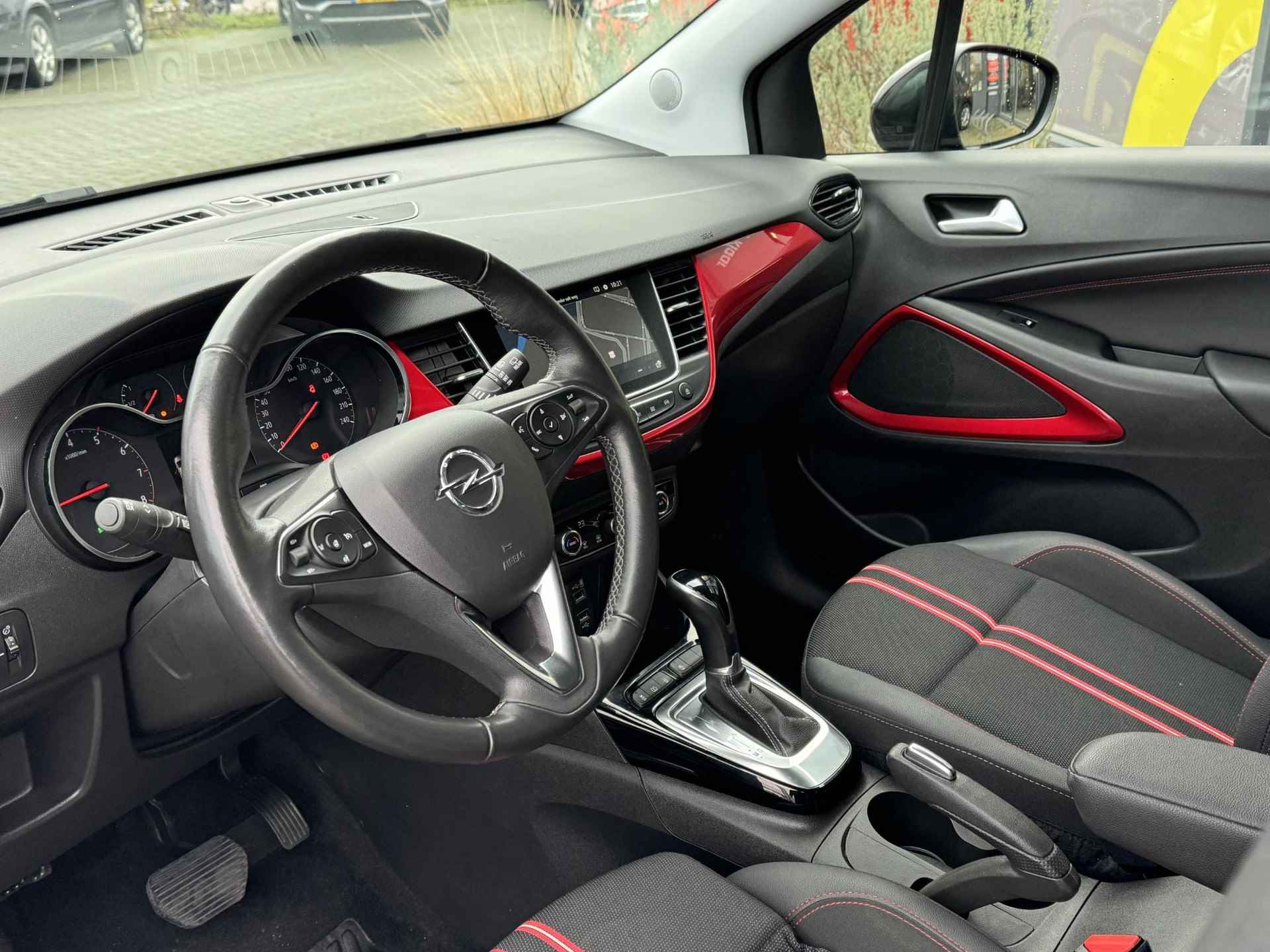 Opel Crossland 1.2 Turbo GS AUTOMAAT | Stoel en stuurverwarming | 17" | Full LED | All-season | AGR | Navi | Cruise | Carplay - 15/46