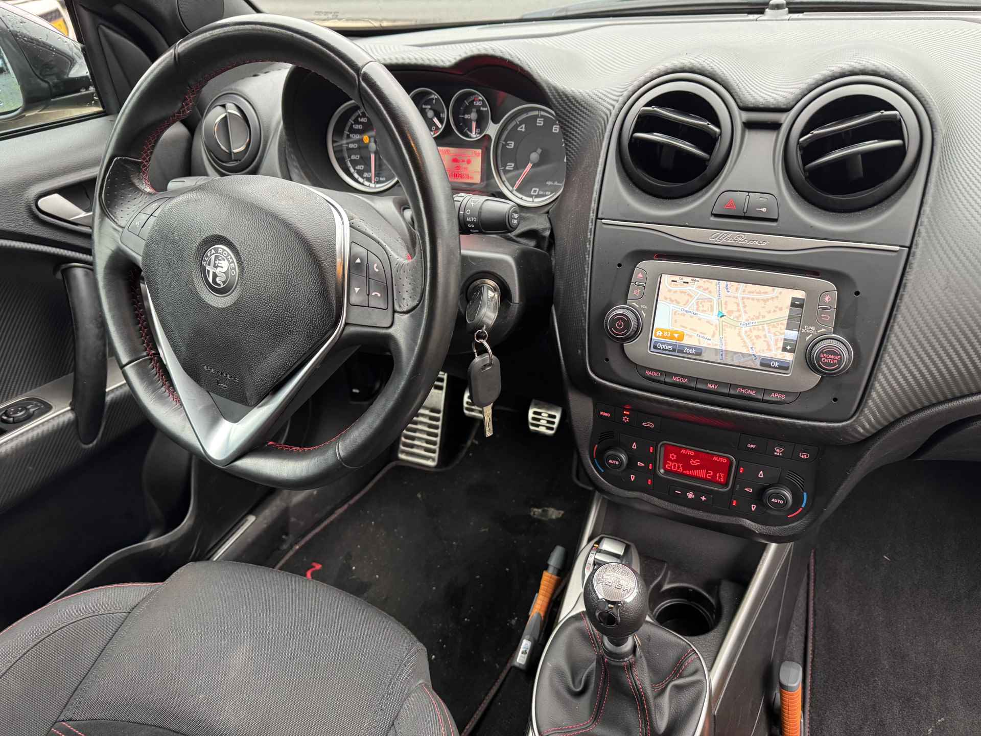 Alfa Romeo MiTo 0.9 TwinAir 105pk ECO, Black-line | Navi | Clima - 26/33