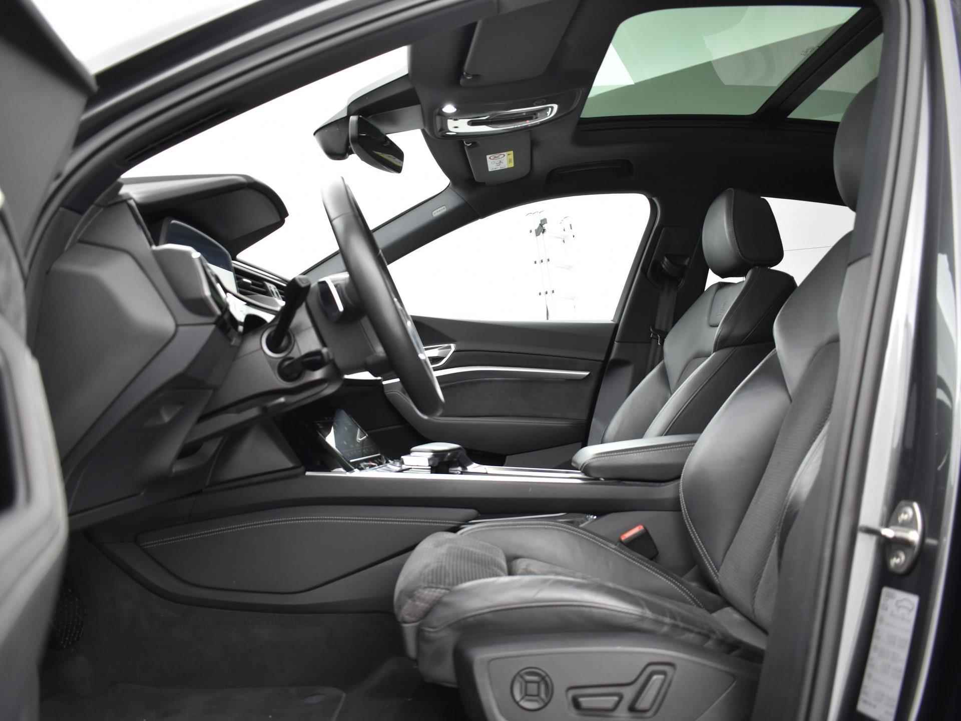 Audi e-tron Sportback 50 quattro S edition 71 kWh Panoramadak | Camera | Matrix Led | Elektrische stoelen | Stoelverwarming  |12 maanden BOVAG Garantie - 13/37