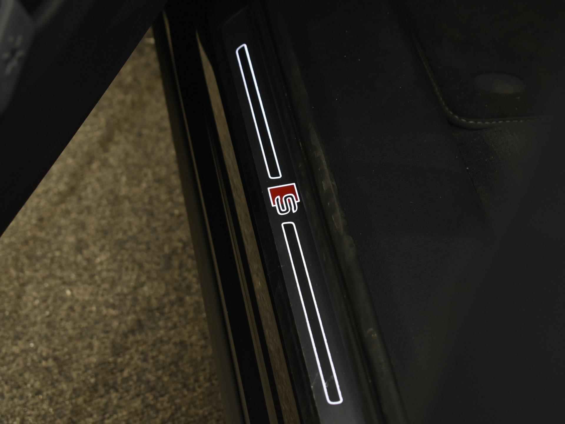 Audi e-tron Sportback 50 quattro S edition 71 kWh Panoramadak | Camera | Matrix Led | Elektrische stoelen | Stoelverwarming  |12 maanden BOVAG Garantie - 34/37
