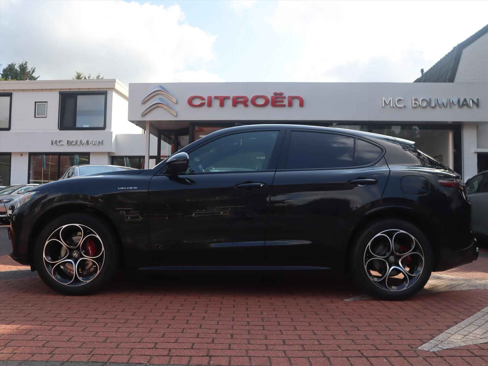 ALFA ROMEO Stelvio 2.0 T. GME 280PK Automaat 8 Q4 AWD Veloce, Rijklaarprijs | Panoramadak | Leder | Camera | Navigatie - 2/73