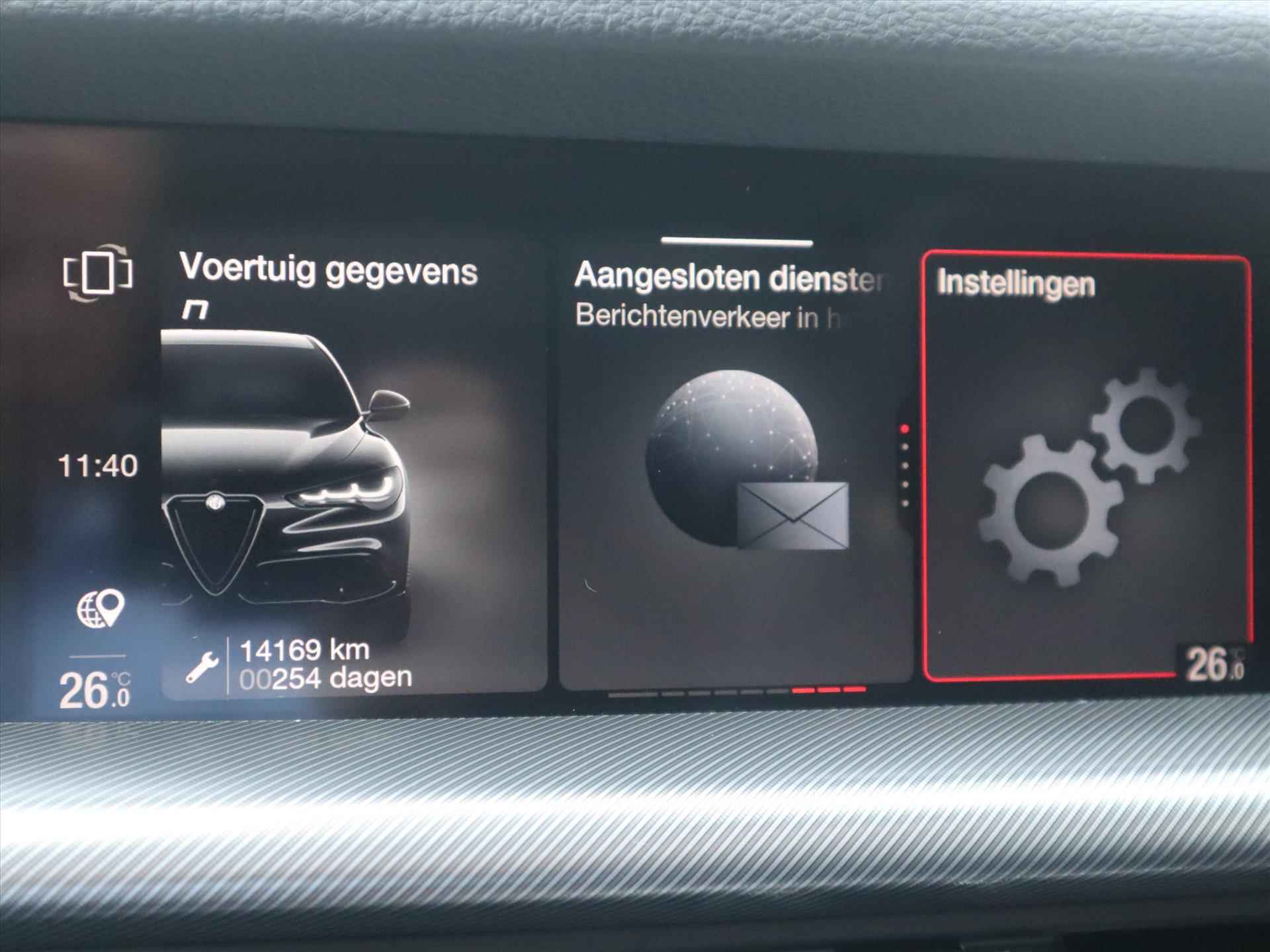 ALFA ROMEO Stelvio 2.0 T. GME 280PK Automaat 8 Q4 AWD Veloce, Rijklaarprijs | Panoramadak | Leder | Camera | Navigatie - 26/73