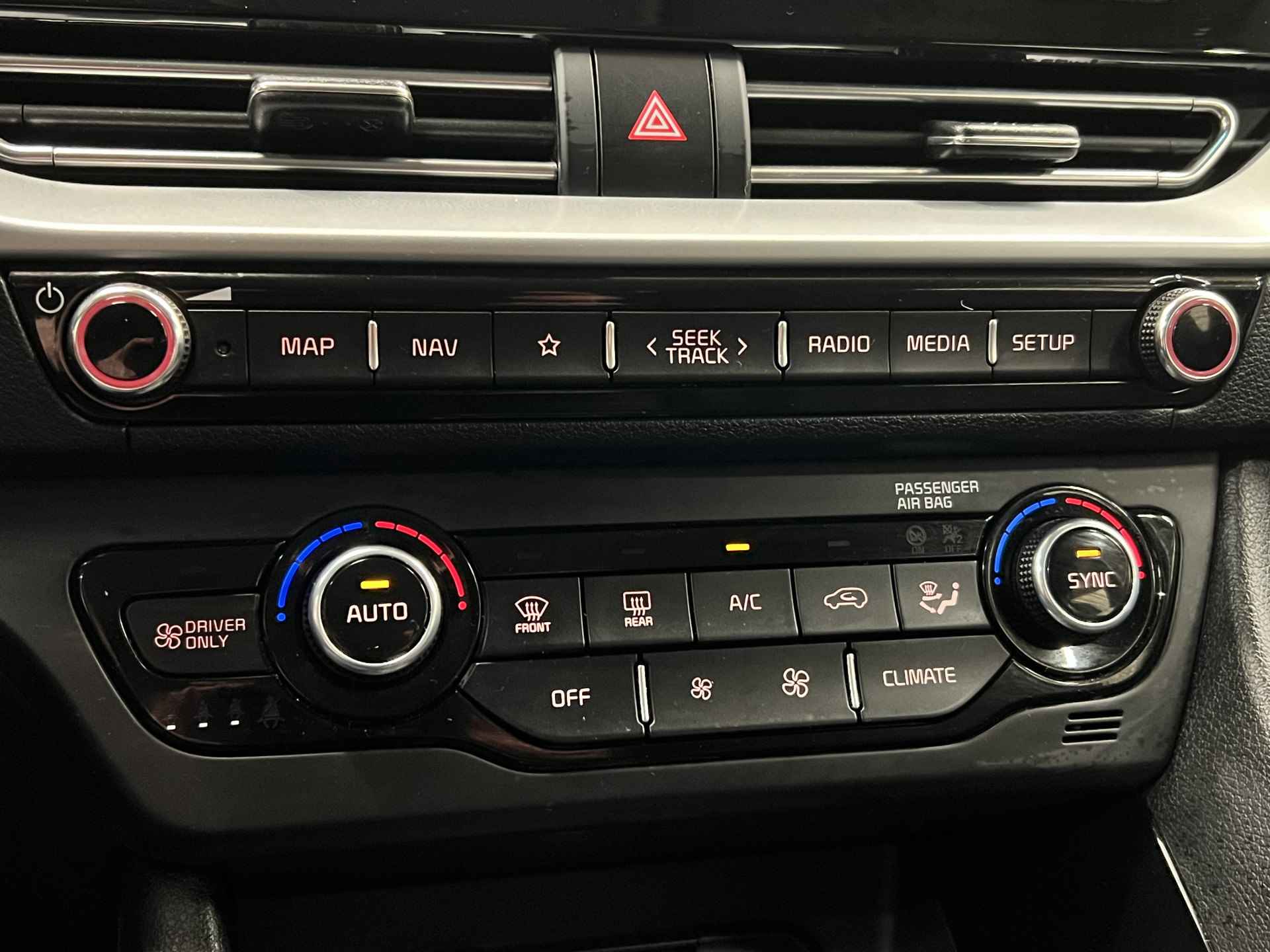 Kia Niro 1.6 GDi Hybrid DynamicLine | NAVIGATIE | ADAPT. CRUISE CONTROL | CAMERA | PARKEERSENSOREN | - 27/42