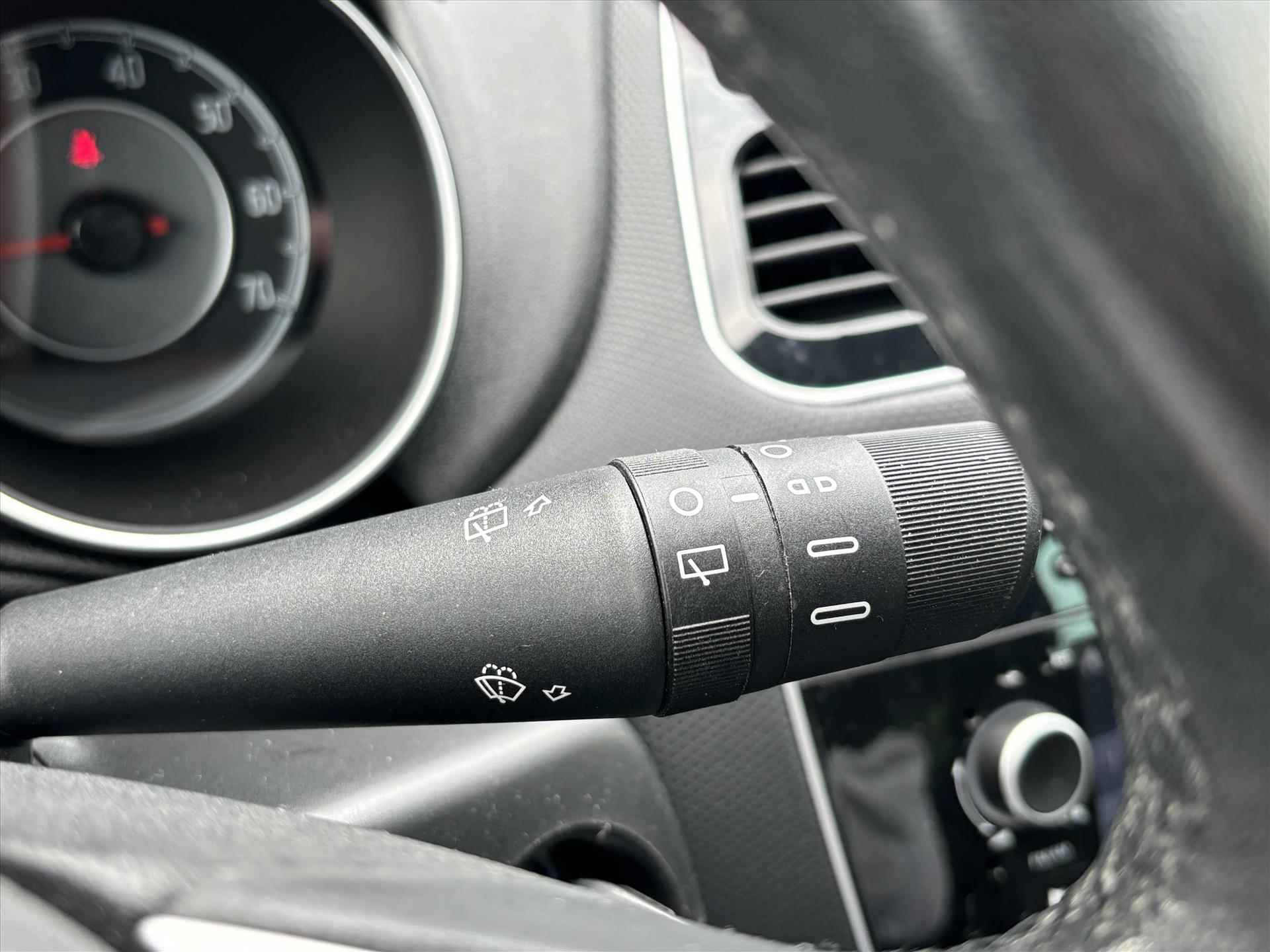 FIAT Punto 100pk Turbo Sempre | Navigatie | Trekhaak | Climate Control | Lichtmetalen velgen | - 19/24