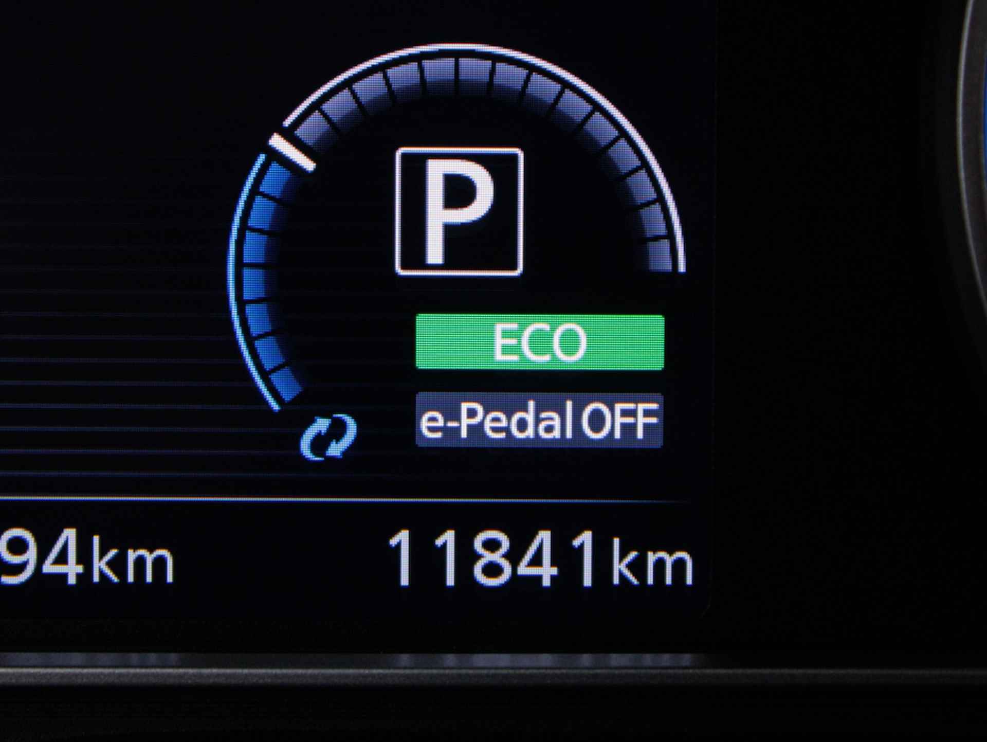 Nissan LEAF Tekna 40 kWh | Vraagprijs 19.900 ex. subsidie | Navigatie - 4/53