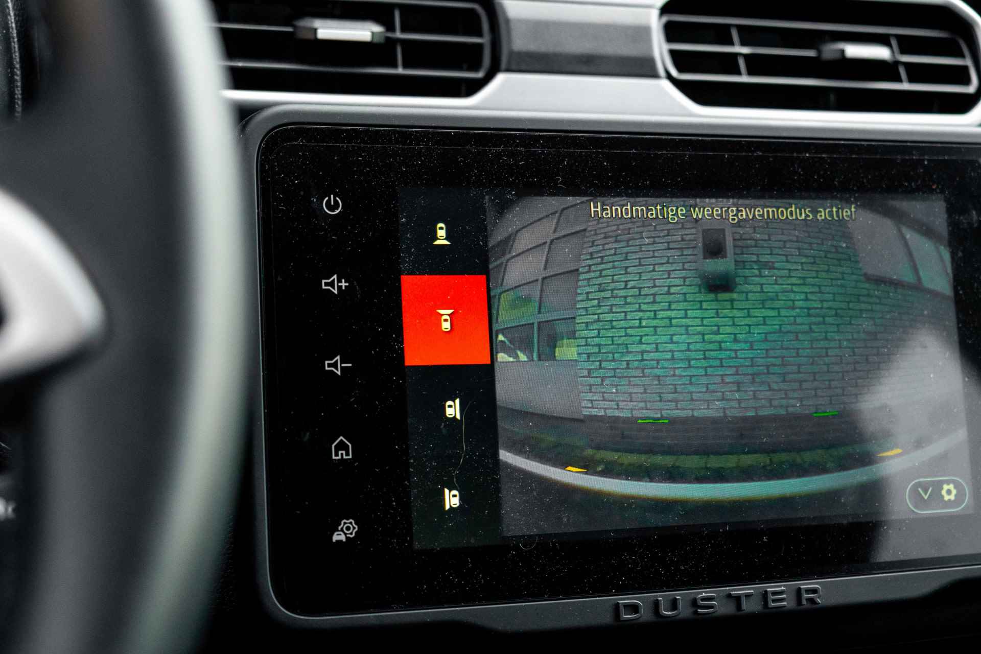 Dacia Duster 1.3 TCe 150 Automaat Extreme Achteruitrijcamera [ Navigatie [ ECC [Keyless Entry/Start | incl. Bovag rijklaarpakket met 12 maanden garantie - 44/46
