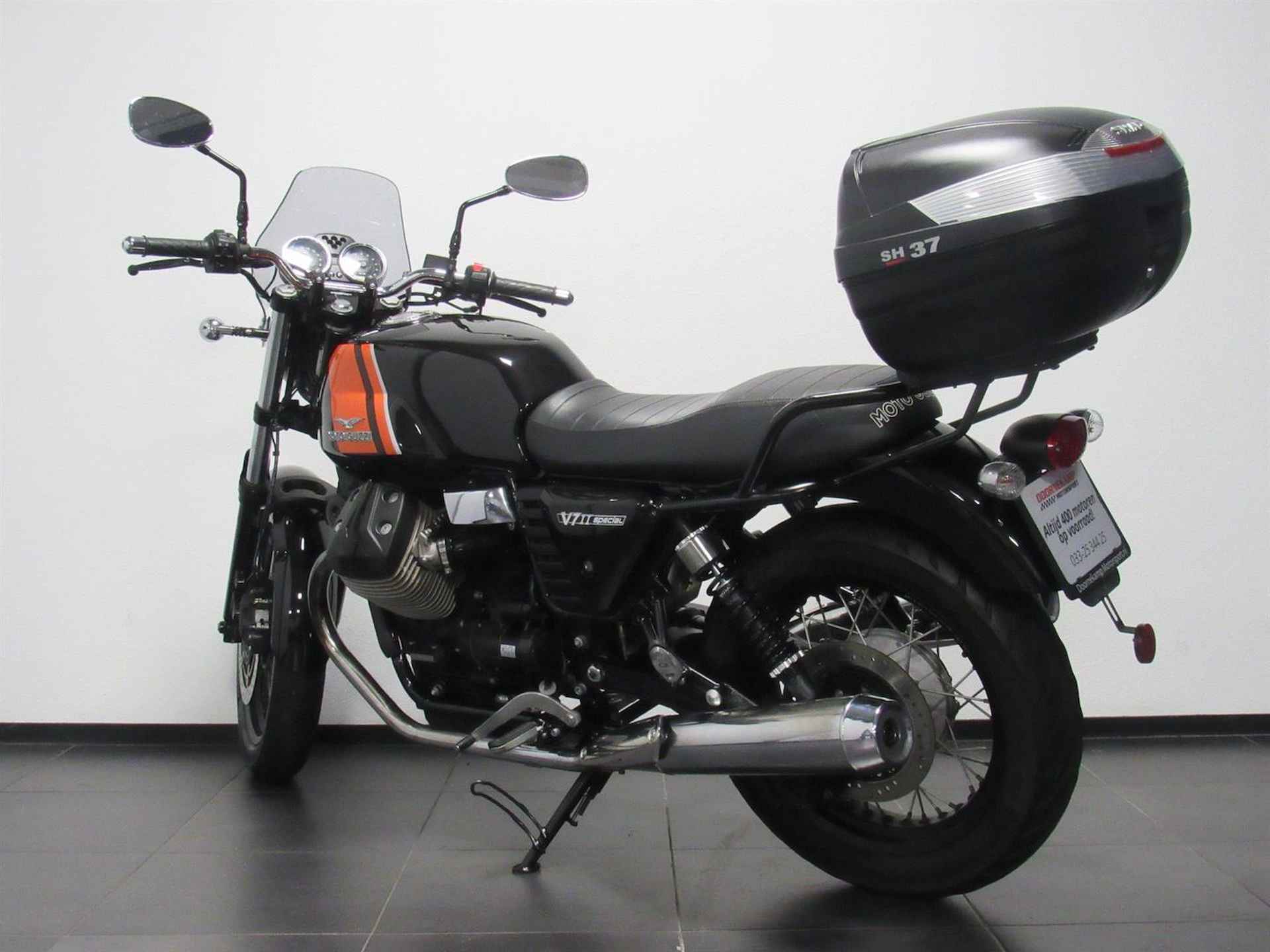 Moto Guzzi V7 II SPECIAL - 2015 - 5/14