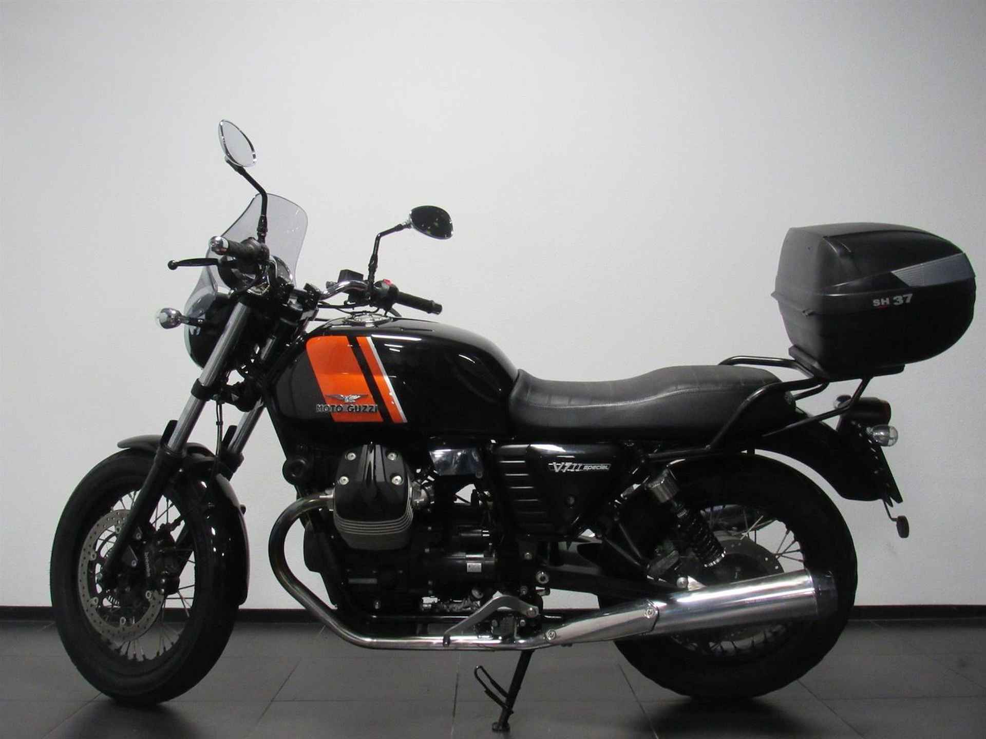 Moto Guzzi V7 II SPECIAL - 2015 - 4/14