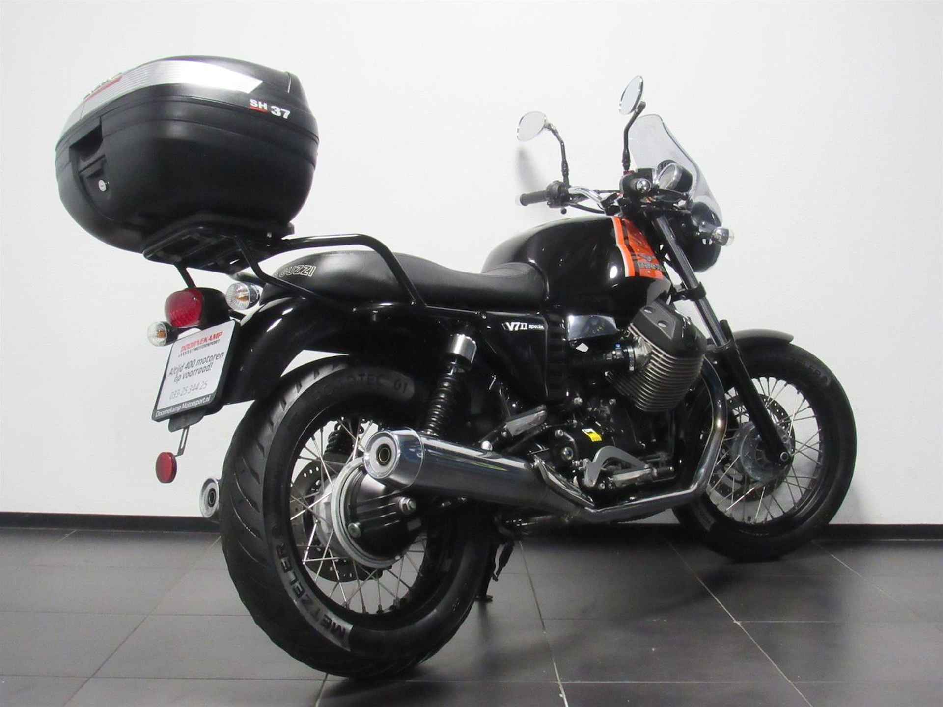 Moto Guzzi V7 II SPECIAL - 2015 - 6/14