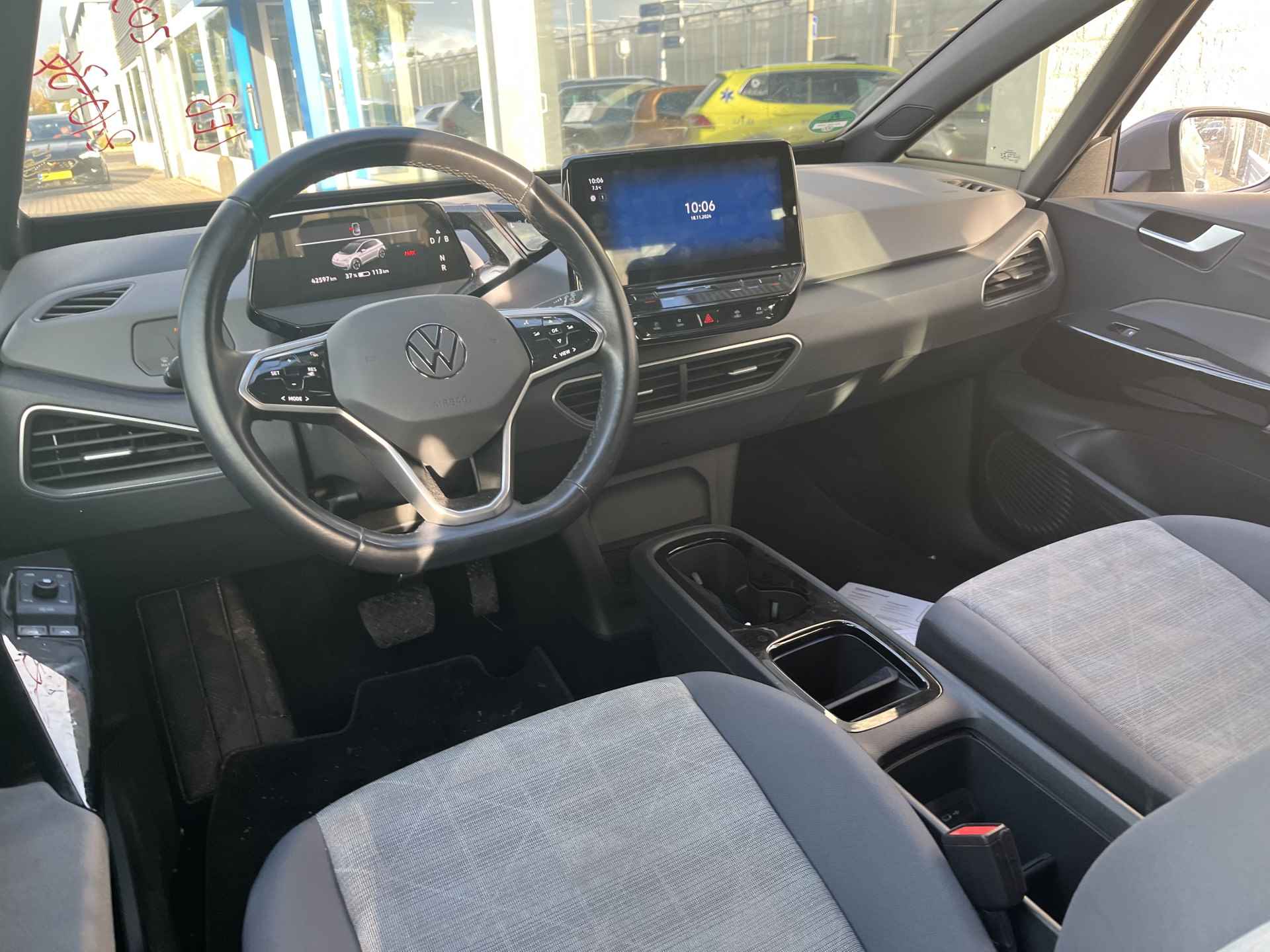 Volkswagen ID.3 First 58 kWh / SUBSIDIE/ PARK. SENSOREN/ LED/ STOEL-STUURVERWARM./ ADAPT. CRUISE/ APP CONNECT/ NAVI/ CLIMA/ DAB/ 19" LMV/ - 7/27