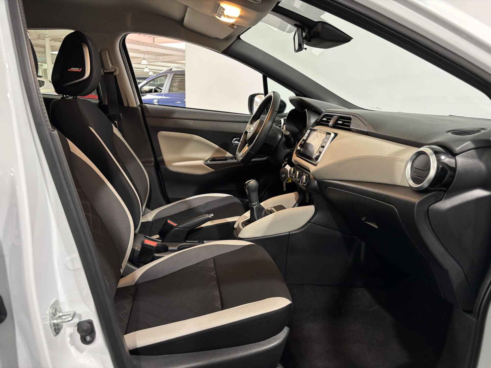 Nissan Micra 1.0 - 90PK IG-T N-Design | Bose Audio | Airco | Parkeersensoren | Lichtmetalen Velgen | Apple CarPlay/Android Auto | Privacy Glass | Cruise Control | - 18/29