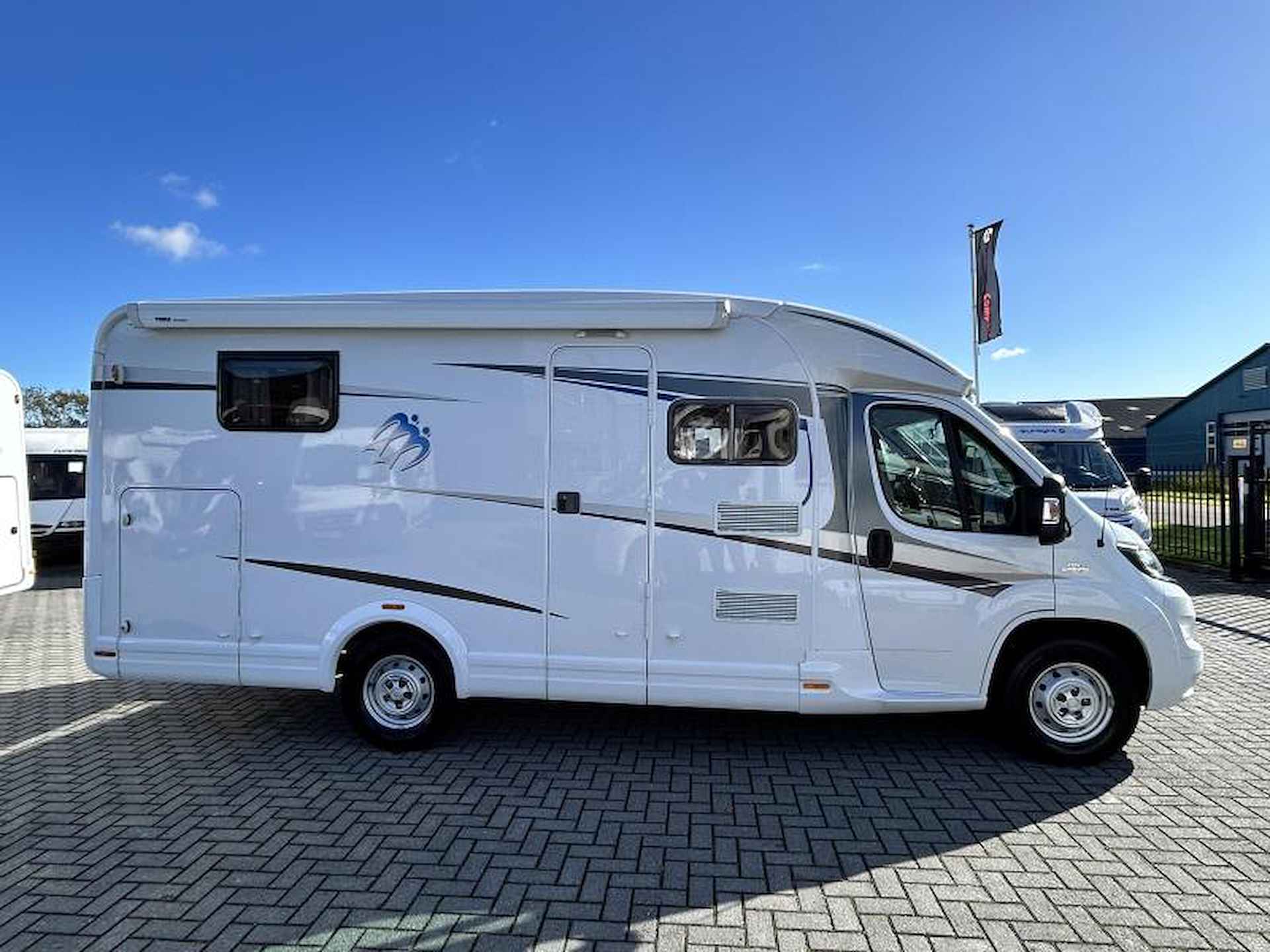 Knaus Van TI 600 ME Enkele-bedden/2015/6.60M - 5/24