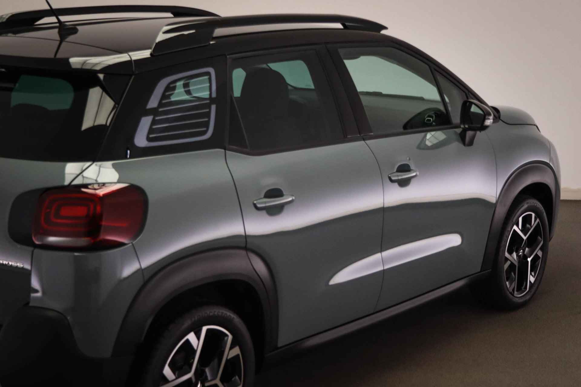 Citroen C3 Aircross 1.2 PureTech 130 EAT6 Shine Pack | Camera | Comfortstoelen | Led | Navigatie | Ambiance pack | - 8/48