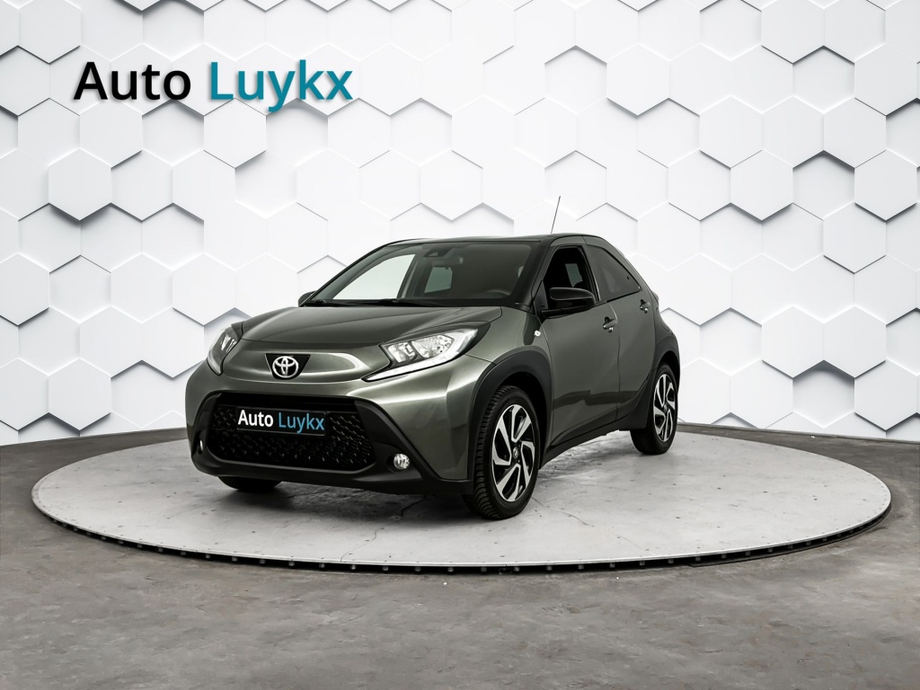 Toyota Aygo X 1.0 Pulse | 17'' L.M. Velgen | Adaptieve Cruise Control | App Connect