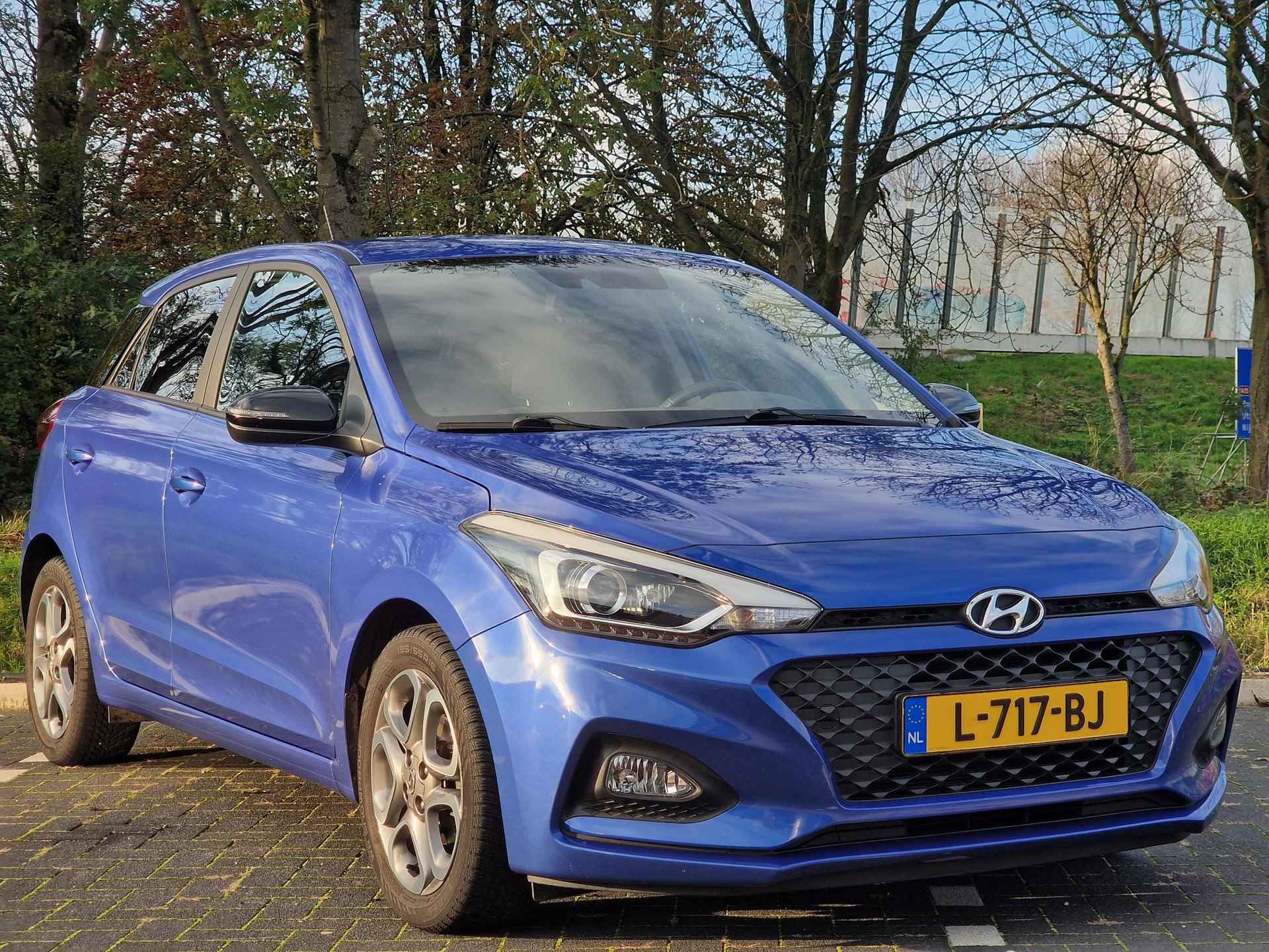 Hyundai i20 1.0 T-GDI 100 PK Comfort | Achteruitrijcamera |  Android auto& Apple Carplay | Adaptieve koplampen | Donker getint glas | - 5/30