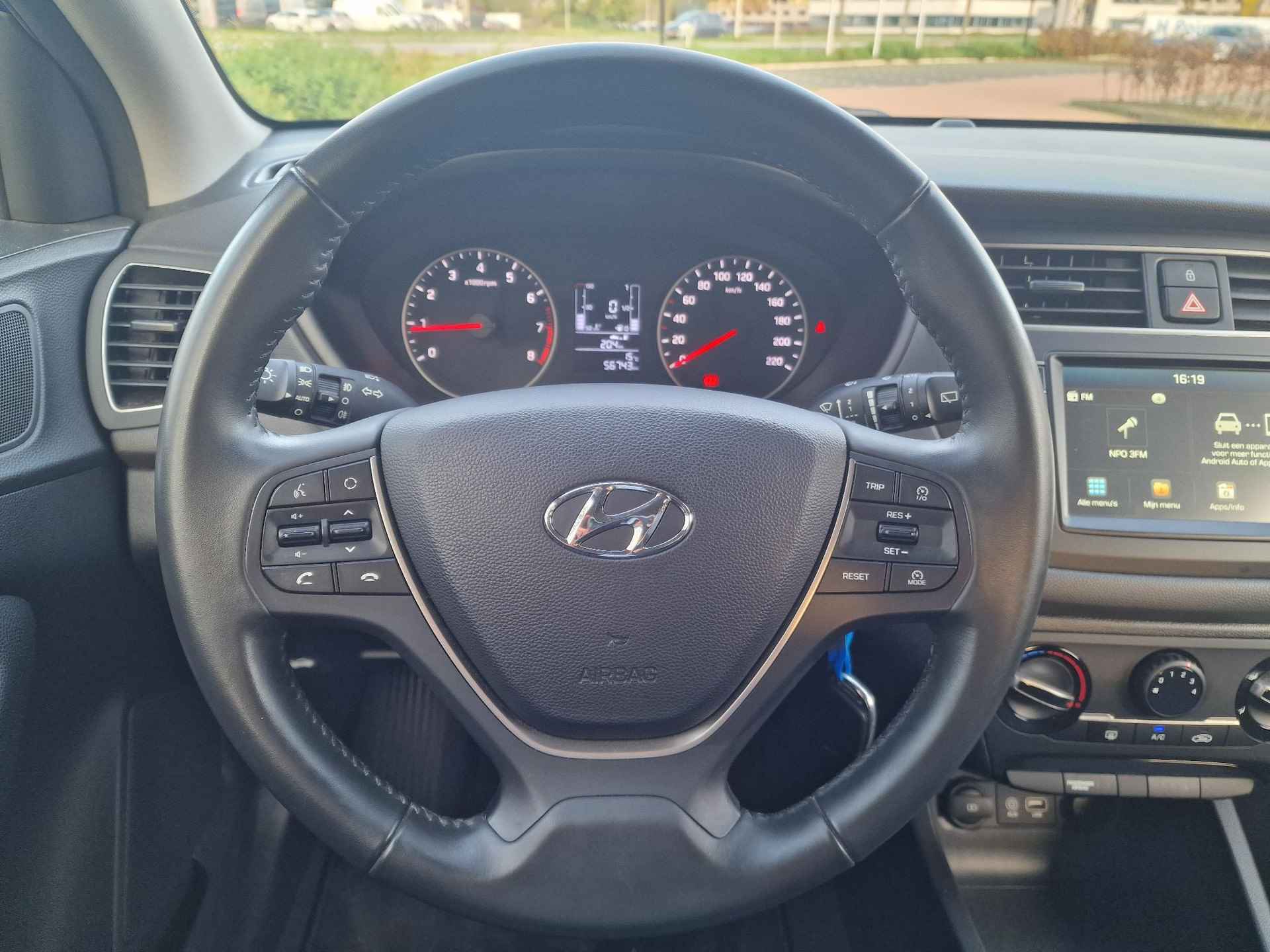 Hyundai i20 1.0 T-GDI 100 PK Comfort | Achteruitrijcamera |  Android auto& Apple Carplay | Adaptieve koplampen | Donker getint glas | - 17/30