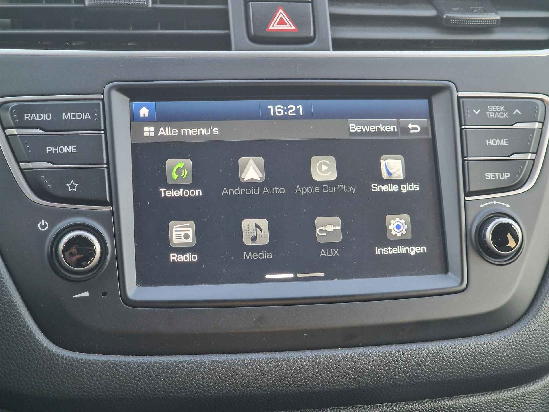 Hyundai i20 1.0 T-GDI 100 PK Comfort | Achteruitrijcamera |  Android auto& Apple Carplay | Adaptieve koplampen | Donker getint glas | - 20/30