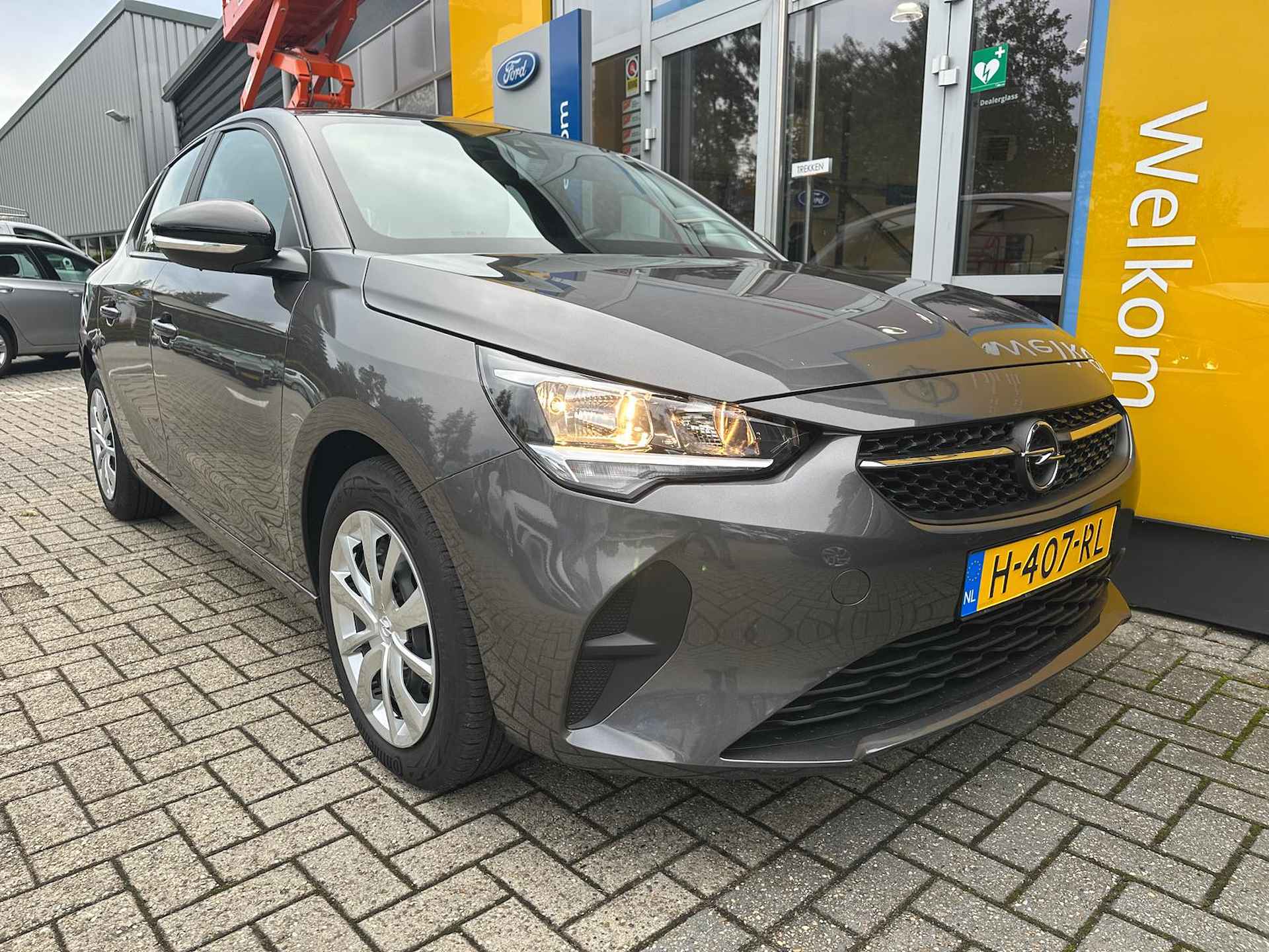 Opel Corsa 1.2 Turbo 100PK Edition+ | AIRCO| NAVIGATIE| PARKEERSENSOREN| APPLE CARPLAY\ANDROID AUTO| CRUISE CONTROL| DAB| - 9/33