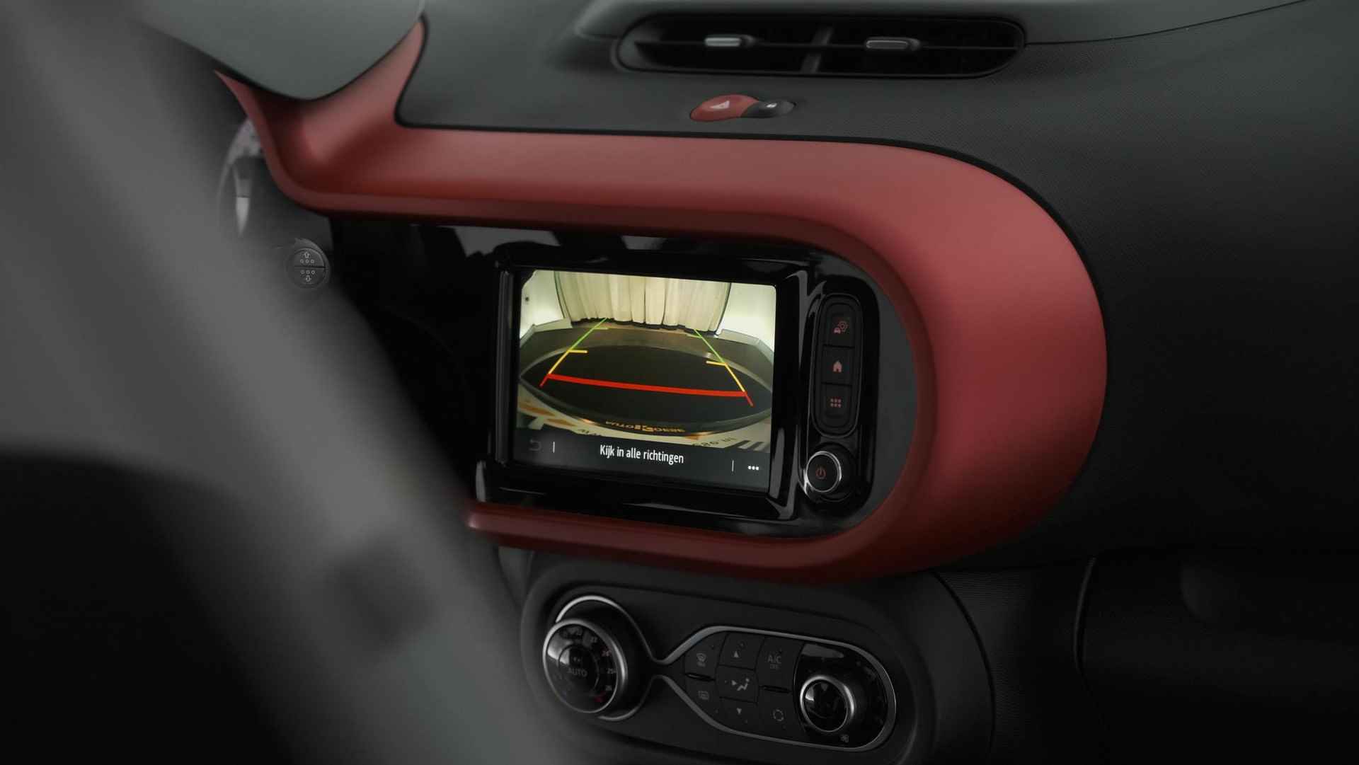 Renault Twingo 1.0 SCe Intens | Camera | Elektrisch Vouwdak | Apple Carplay | Climate Control - 16/67