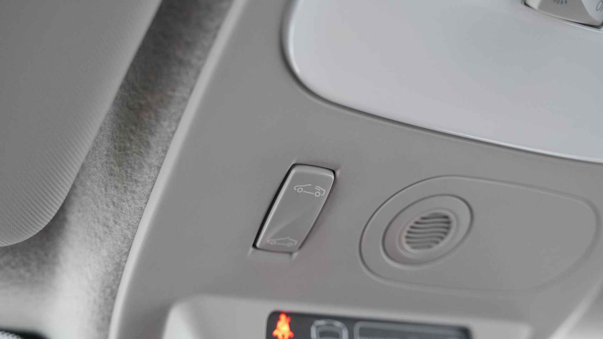 Renault Twingo 1.0 SCe Intens | Camera | Elektrisch Vouwdak | Apple Carplay | Climate Control - 17/67