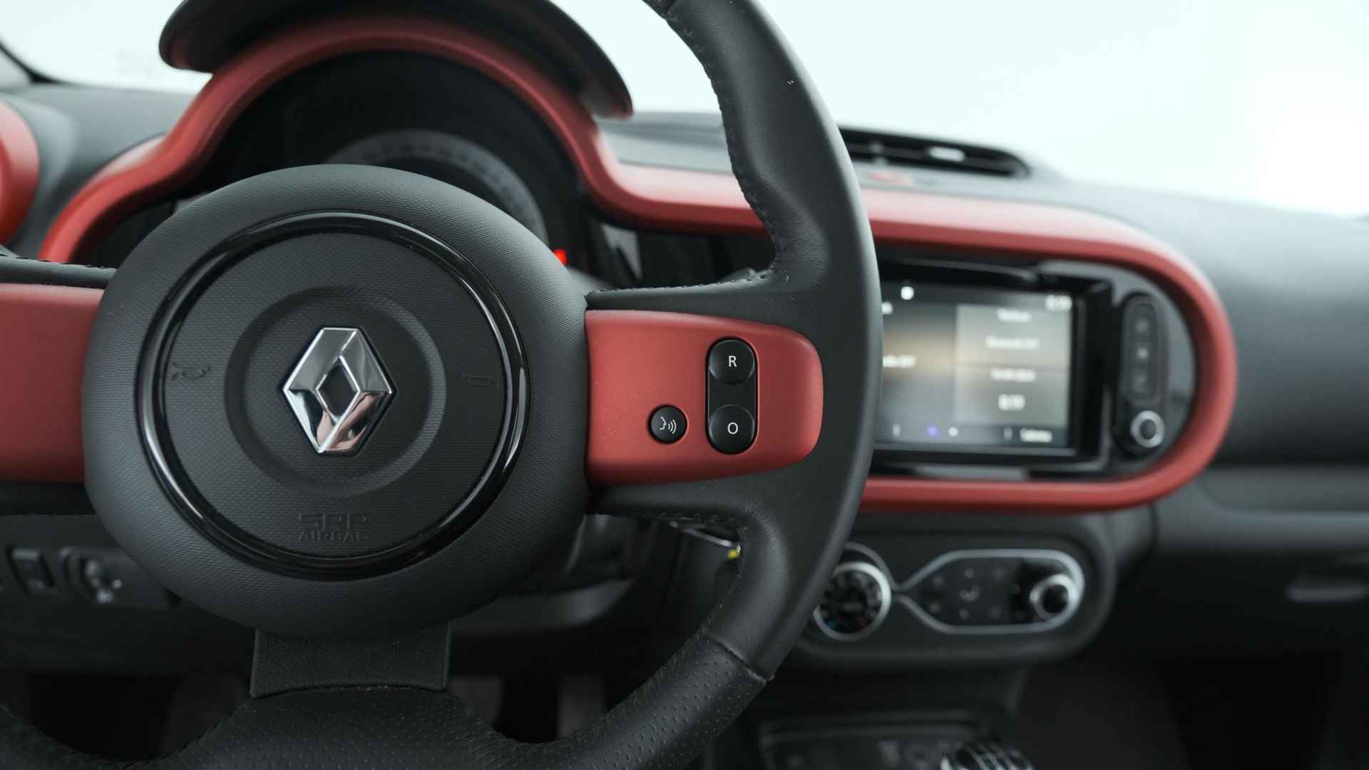Renault Twingo 1.0 SCe Intens | Camera | Elektrisch Vouwdak | Apple Carplay | Climate Control - 31/67