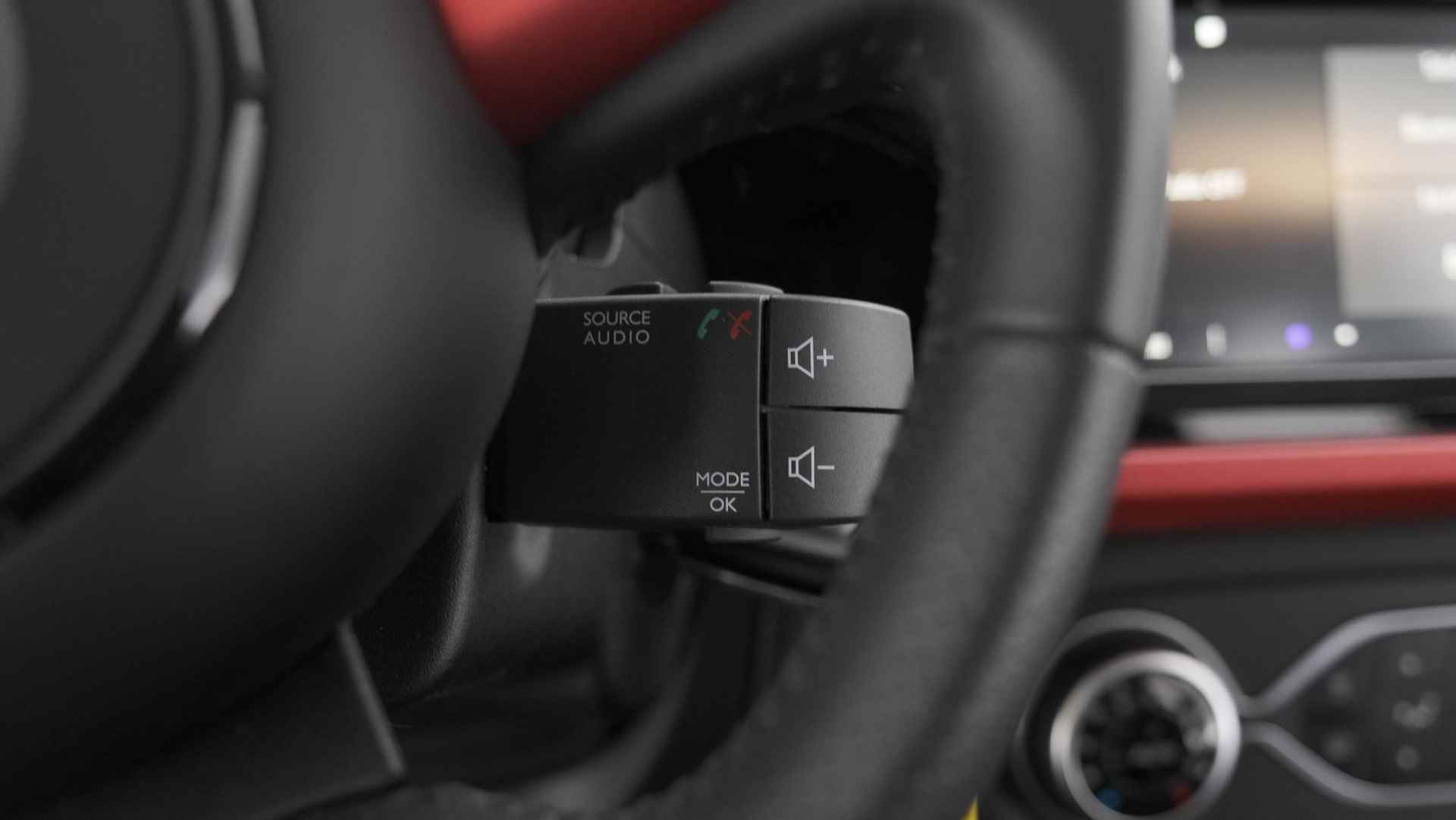 Renault Twingo 1.0 SCe Intens | Camera | Elektrisch Vouwdak | Apple Carplay | Climate Control - 34/67