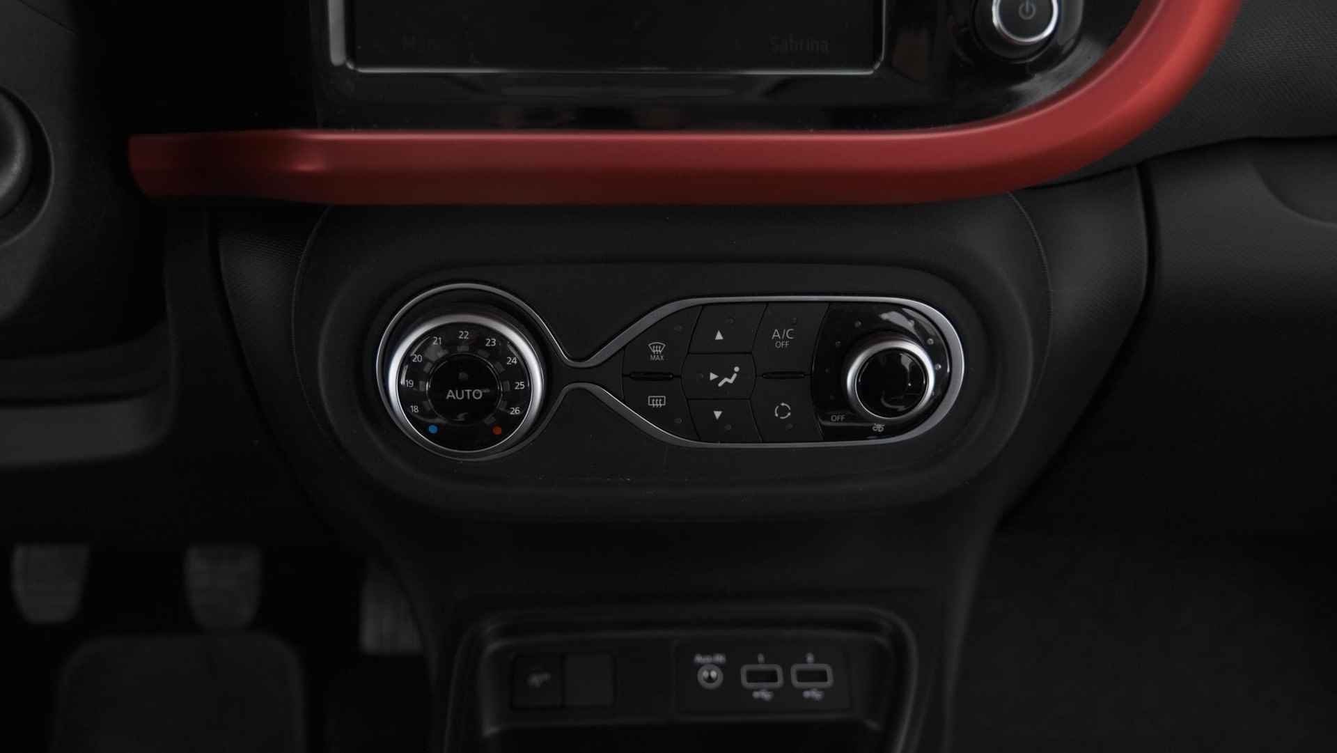 Renault Twingo 1.0 SCe Intens | Camera | Elektrisch Vouwdak | Apple Carplay | Climate Control - 41/67