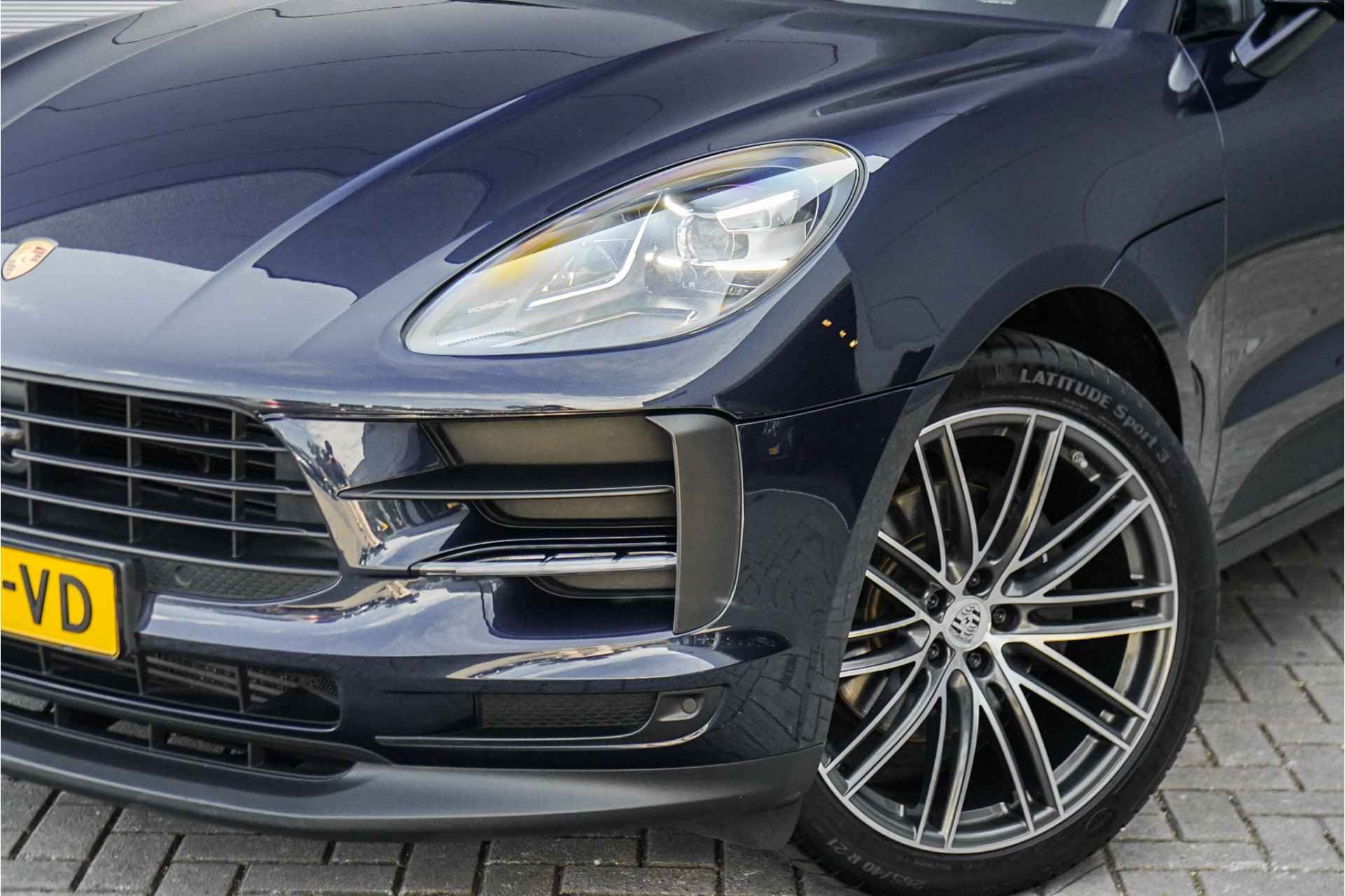 Porsche Macan 2.0T Pano Luchtvering Bose ACC 21" - 22/78