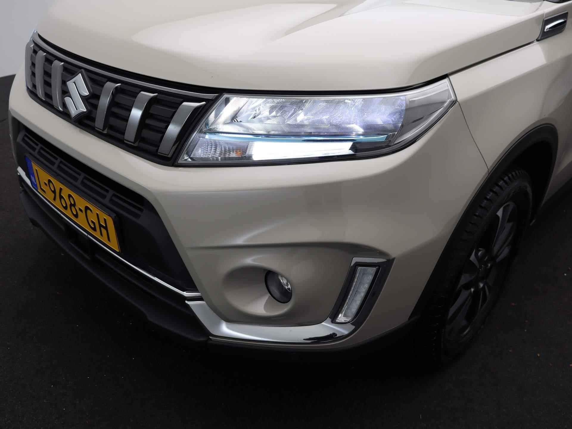 Suzuki Vitara 1.4 Boosterjet Style Smart Hybrid - 14/26