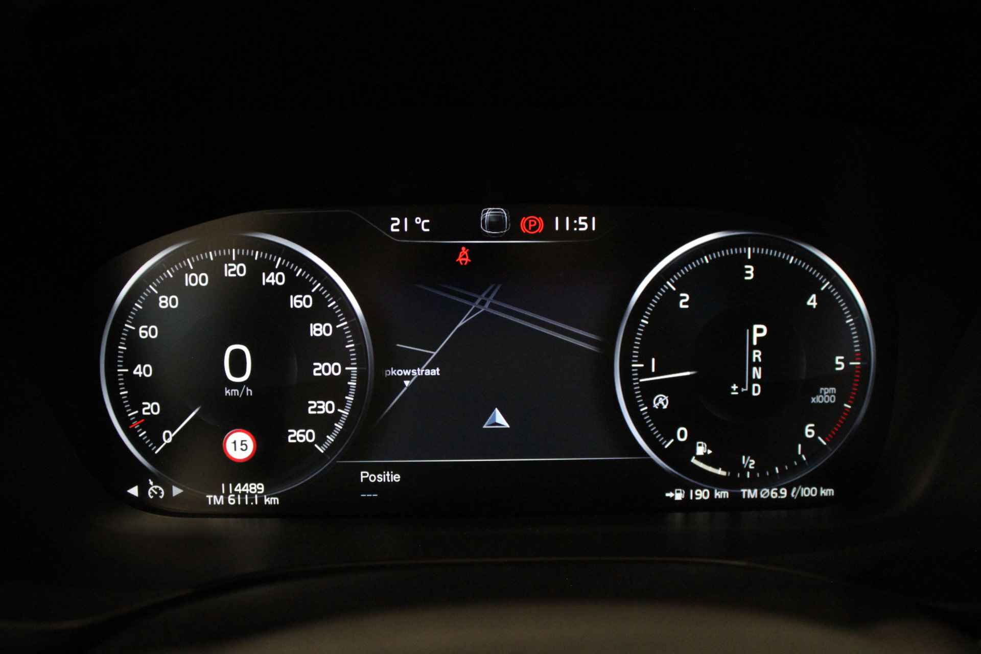 Volvo XC60 2.0 D4 AWD Momentum | Automaat | Navigatie | - 23/28