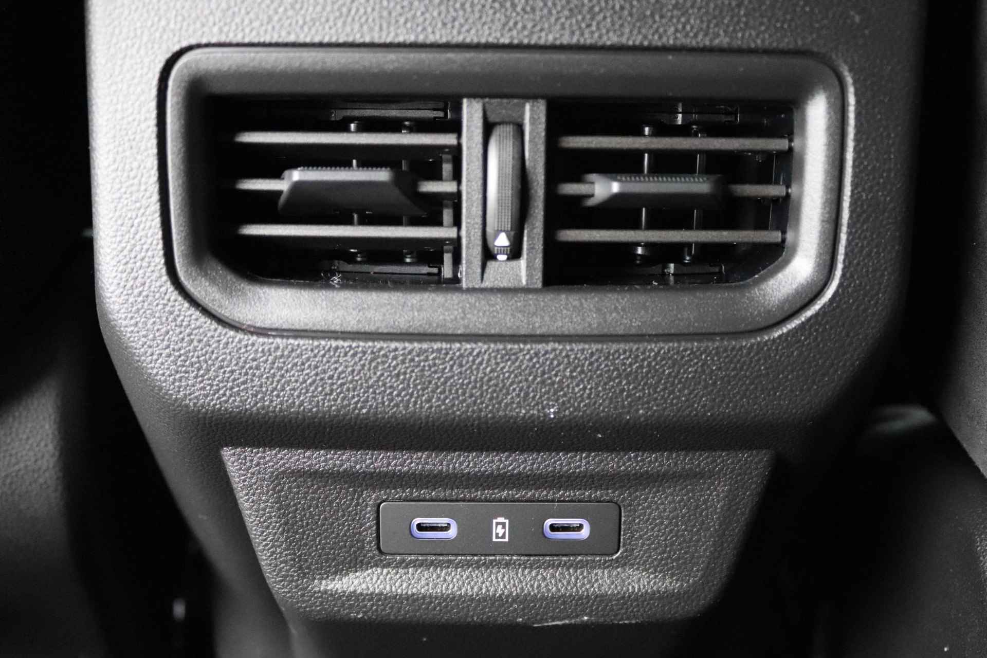 Renault Austral 1.2 E-Tech Hybrid 200 Iconic Esprit Alpine | Navigatie | Harman-Kardon Audio | Head-Up Display | LM-Velgen | - 26/40