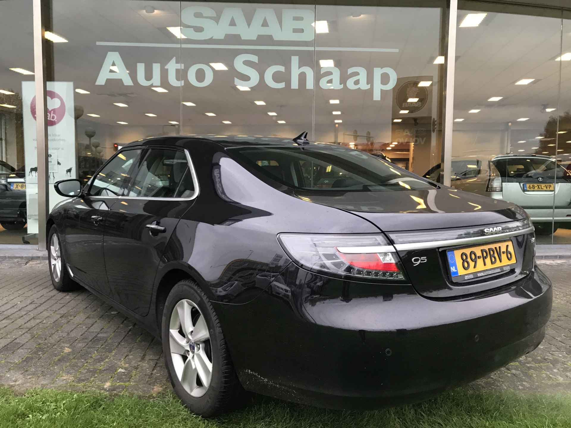 Saab 9-5 2.0T Vector Exklusiv | Rijklaar incl garantie | Lederen bekleding Navigatie Xenon Afneembare trekhaak - 3/12