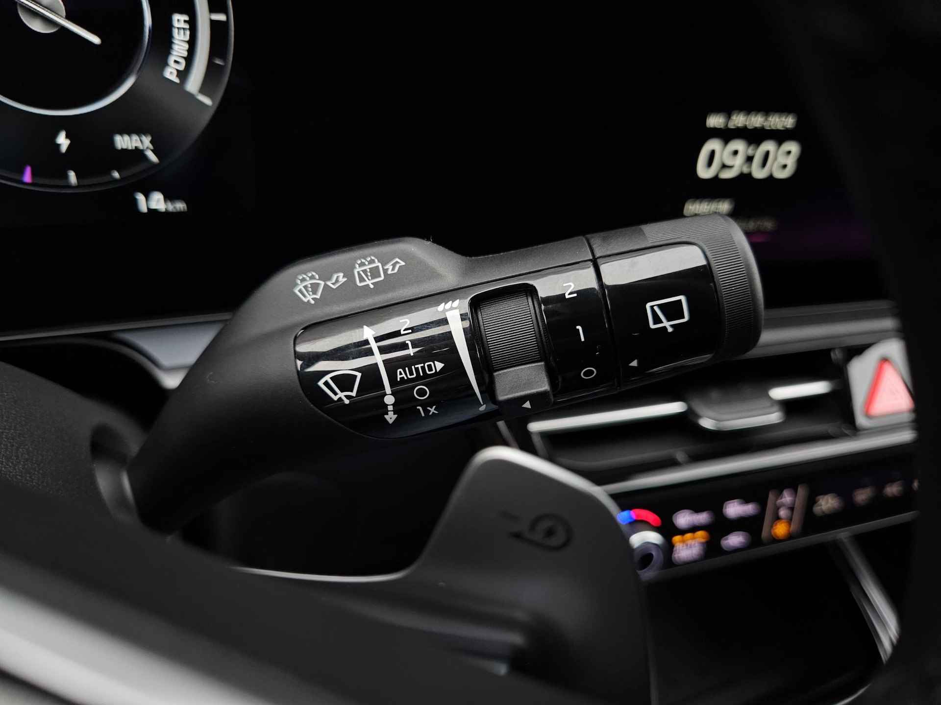 Kia Niro EV ExecutiveLine 64.8 kWh | Afneembare trekhaak | 7 jaar garantie | Snel leverbaar uit voorraad | Vehicle-2-Load (V2L) | Bekleding in premium lederlook | Harman Kardon Premium Sound System - 19/36