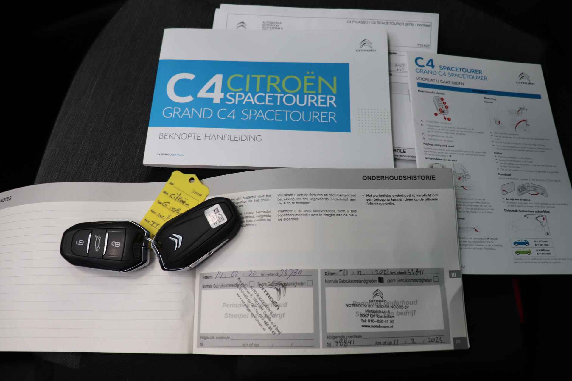 Citroën Grand C4 Spacetourer 1.2 SHINE | AUTOMAAT | NAVI | 7 PERSOONS | DEALERONDERHOUDEN | - 28/28