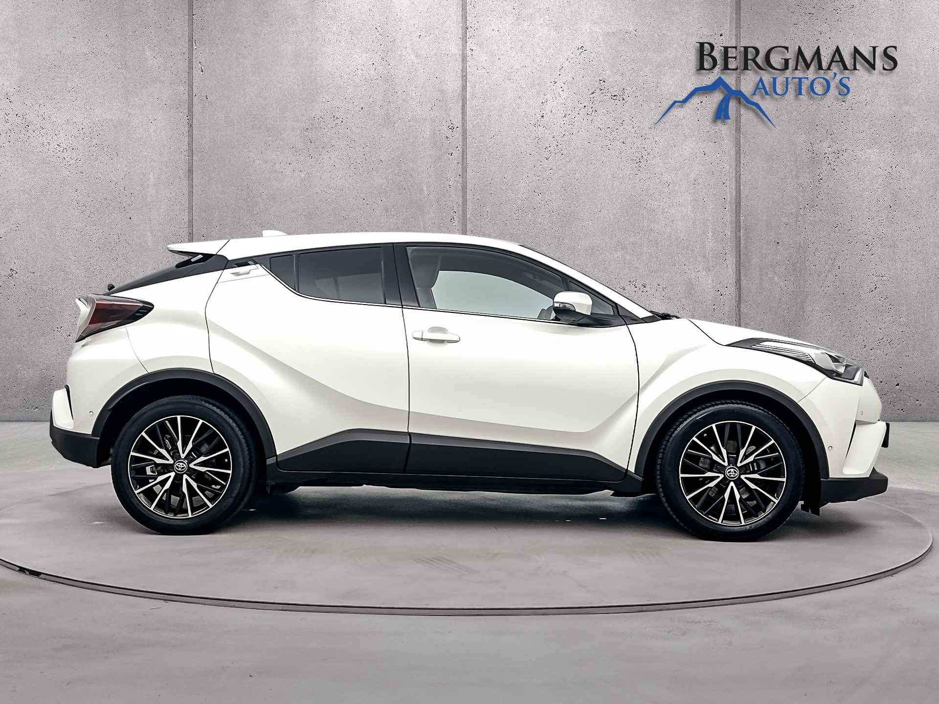 Toyota C-HR 1.8 Hybrid Executive // LEDER // KEYLESS // - 9/28