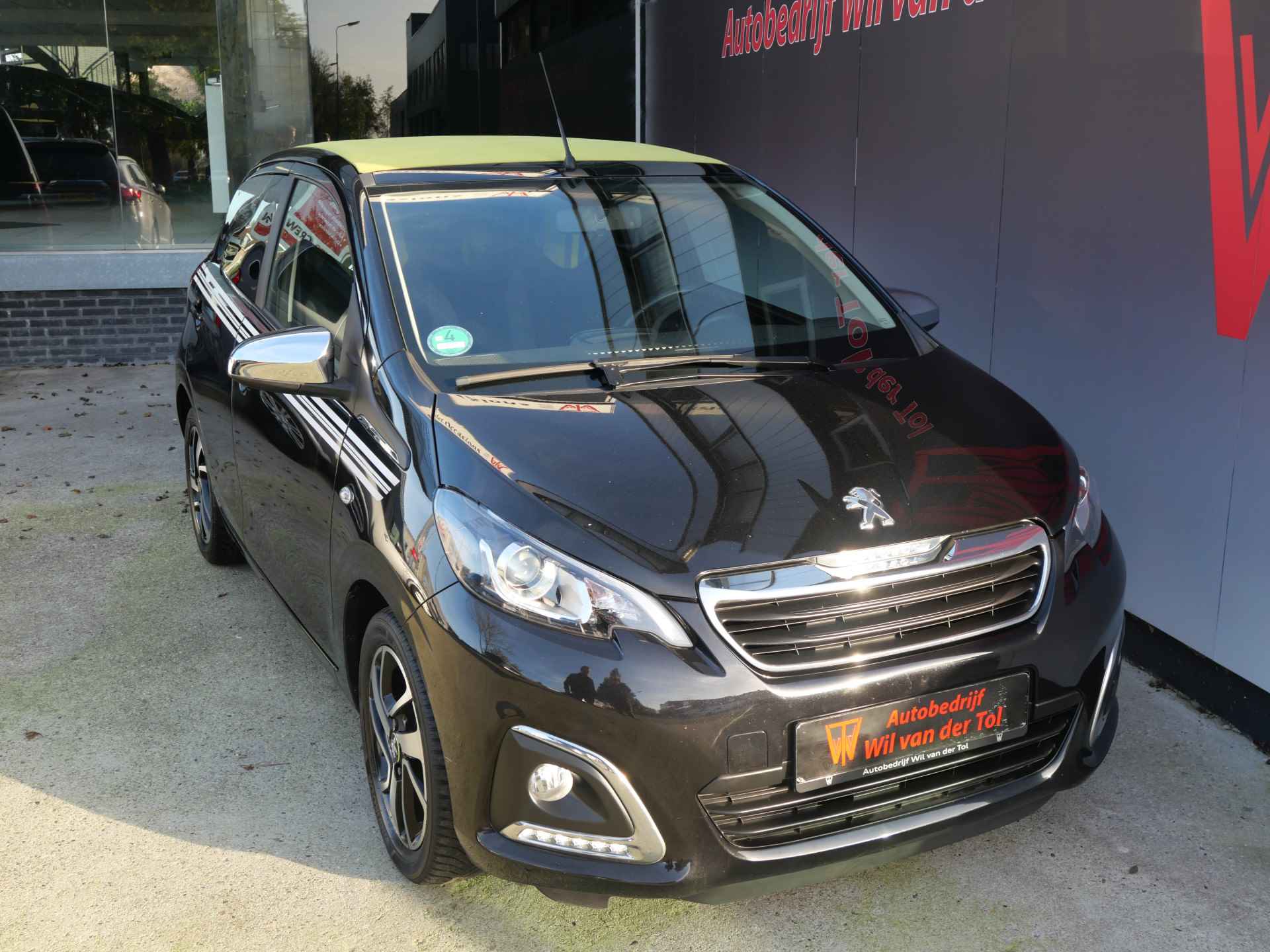 Peugeot 108 1.0 e-VTi ALLURE TOP! | CLIMA | SCHUIFDAK | CARPLAY | ALL-SEASON | 1e EIG!! - 4/29