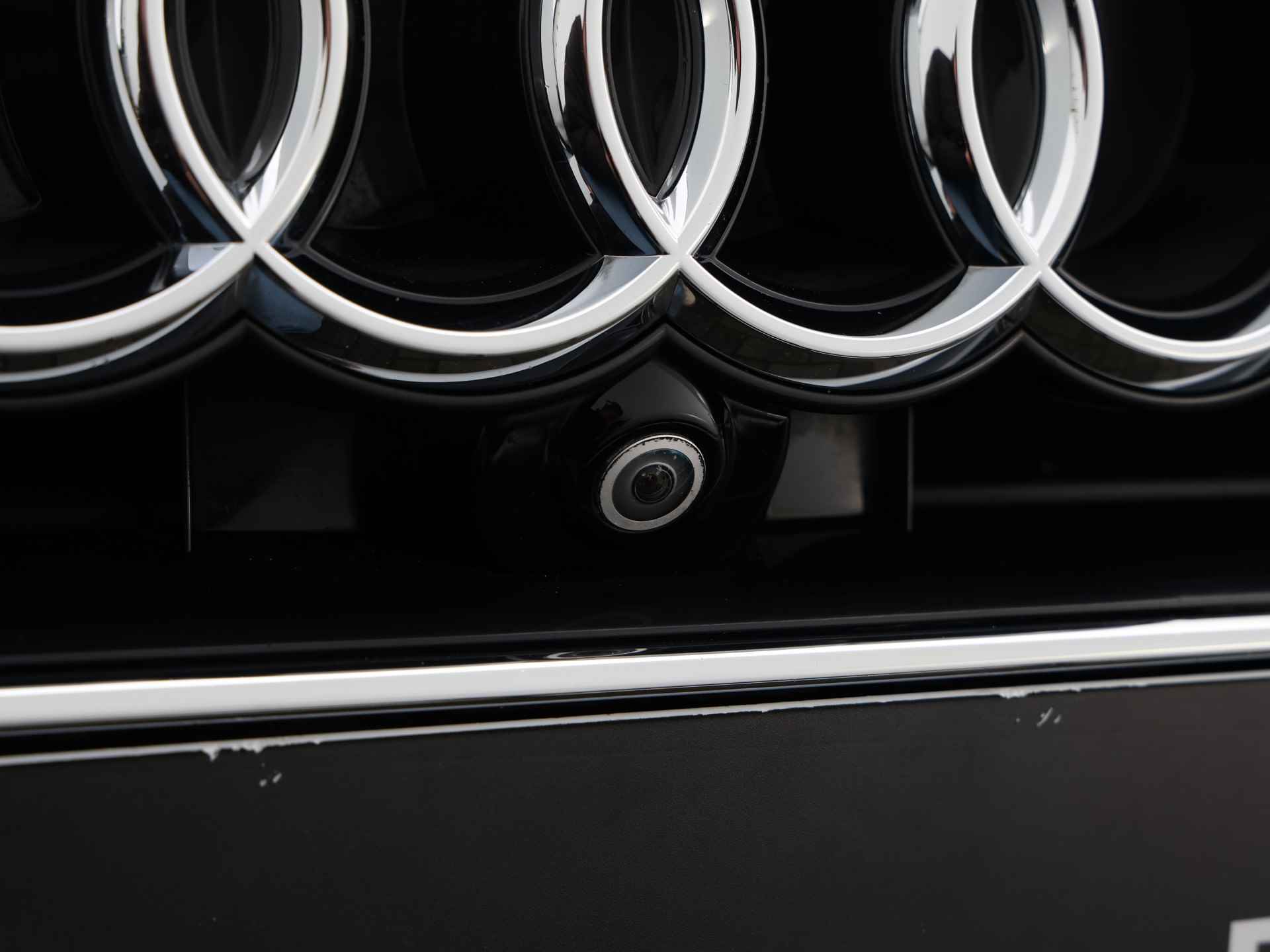 Audi A8 50 TDI quattro 286pk | B&O | Pano | 360° camera | Stoelventilatie/-massage | Servo | Keyless | Elek. geh. stoelen | Dodehoek | Luchtvering - 25/60