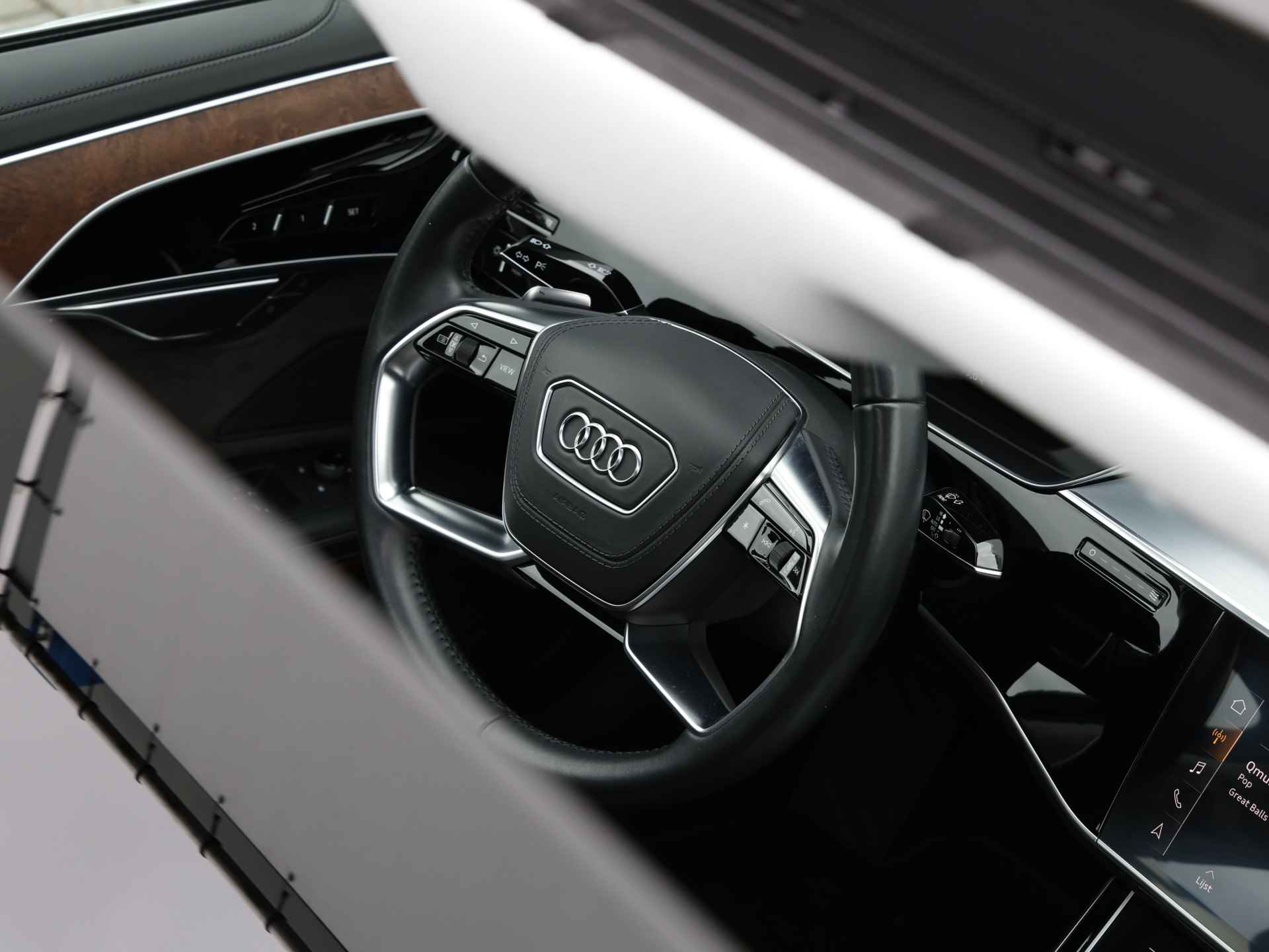 Audi A8 50 TDI quattro 286pk | B&O | Pano | 360° camera | Stoelventilatie/-massage | Servo | Keyless | Elek. geh. stoelen | Dodehoek | Luchtvering - 27/60