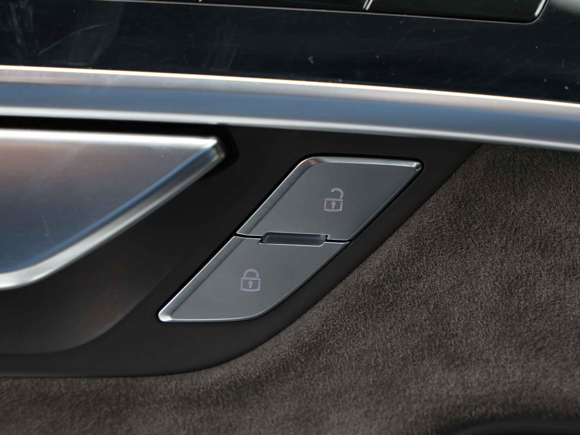 Audi A8 50 TDI quattro 286pk | B&O | Pano | 360° camera | Stoelventilatie/-massage | Servo | Keyless | Elek. geh. stoelen | Dodehoek | Luchtvering - 47/60