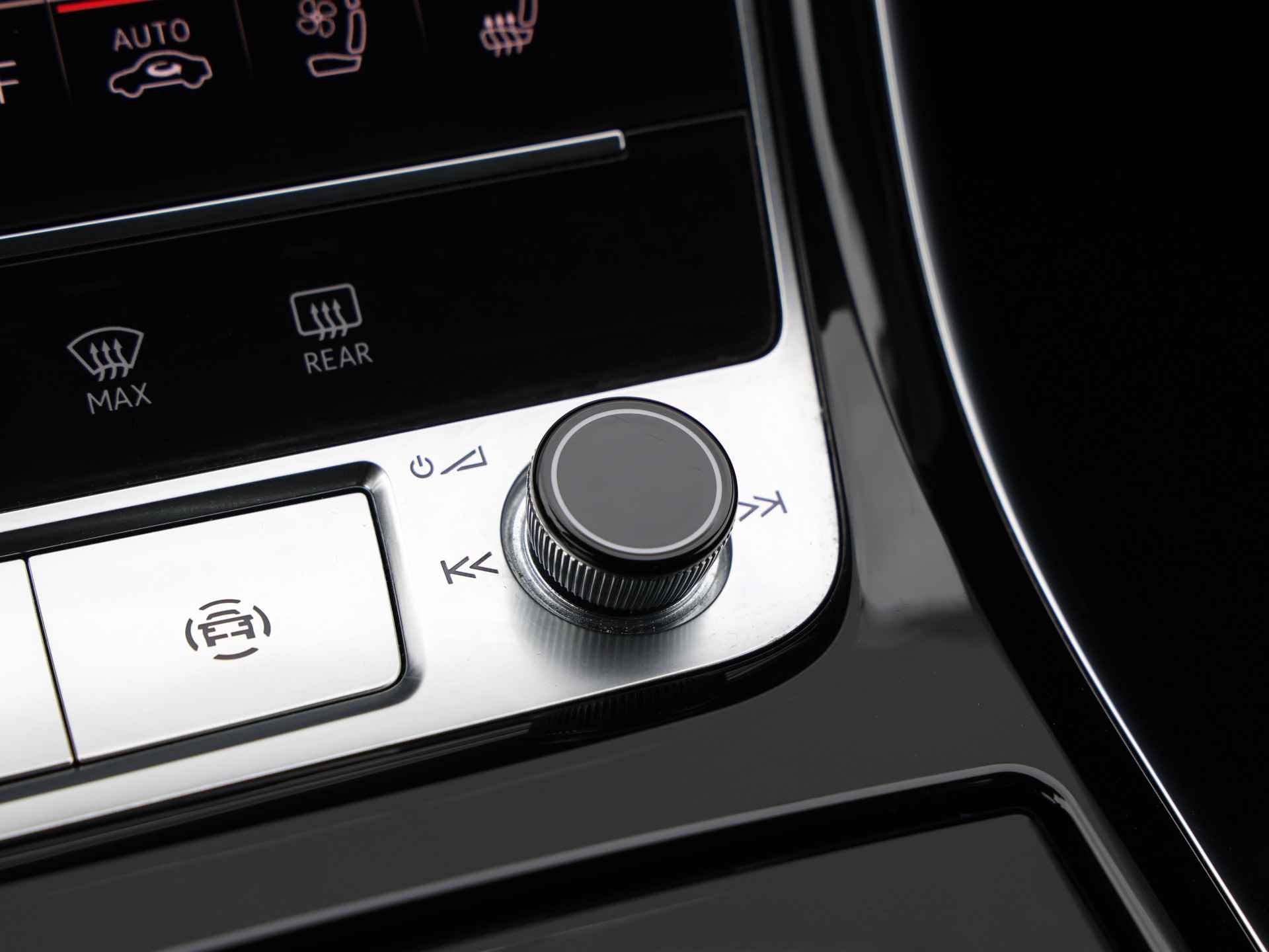 Audi A8 50 TDI quattro 286pk | B&O | Pano | 360° camera | Stoelventilatie/-massage | Servo | Keyless | Elek. geh. stoelen | Dodehoek | Luchtvering - 55/60