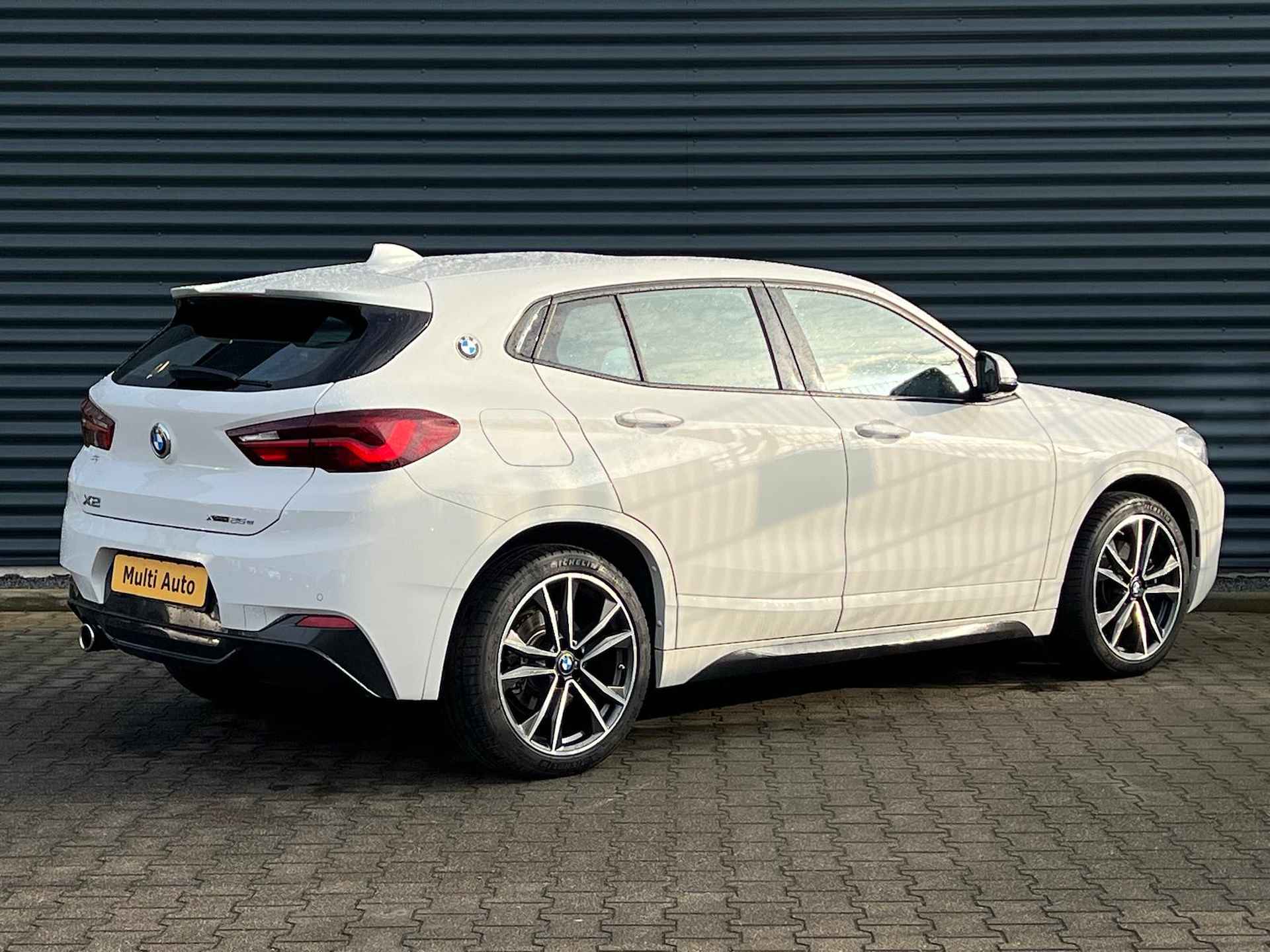 BMW X2 xDrive25e M-Sport Plug-in Hybrid PHEV | Panodak | Led | Carplay | Sportstoelen Verwarmd | 19"L.M |  Sfeerverlichting | - 4/10