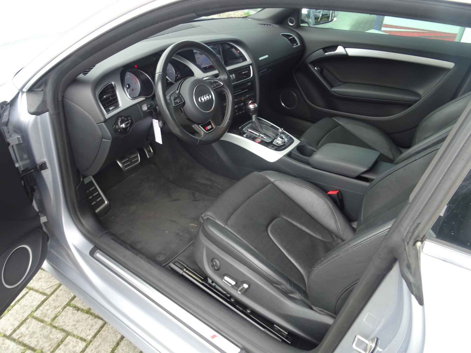 Audi S5 3.0 TFSI S5 quattro 333PK | Panoramadak | Leder | Keyless entry + start | 19 Inch LM | Navigatie | Xenon | Camera | PDC V + A | - 19/36