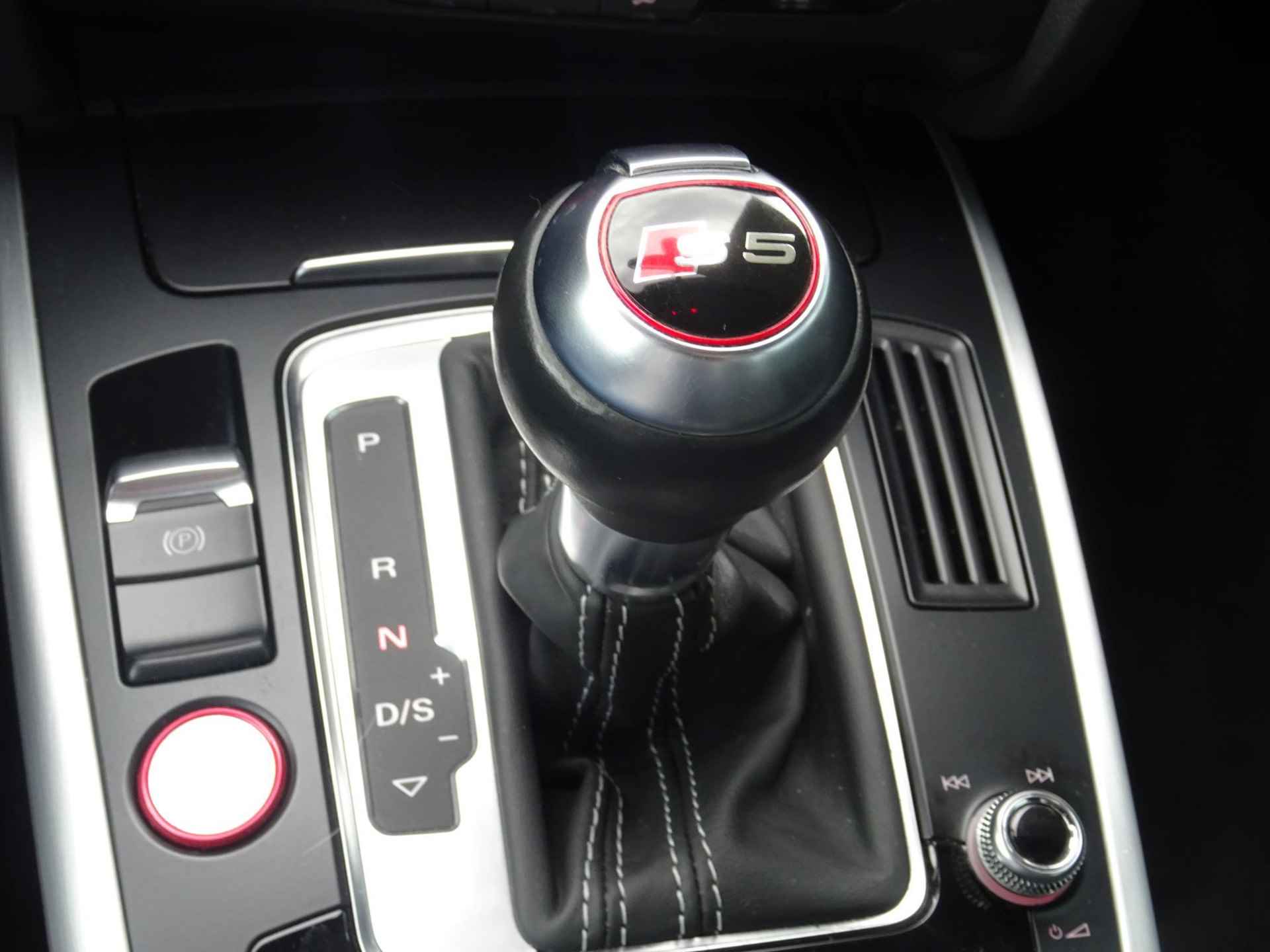 Audi S5 3.0 TFSI S5 quattro 333PK | Panoramadak | Leder | Keyless entry + start | 19 Inch LM | Navigatie | Xenon | Camera | PDC V + A | - 29/36