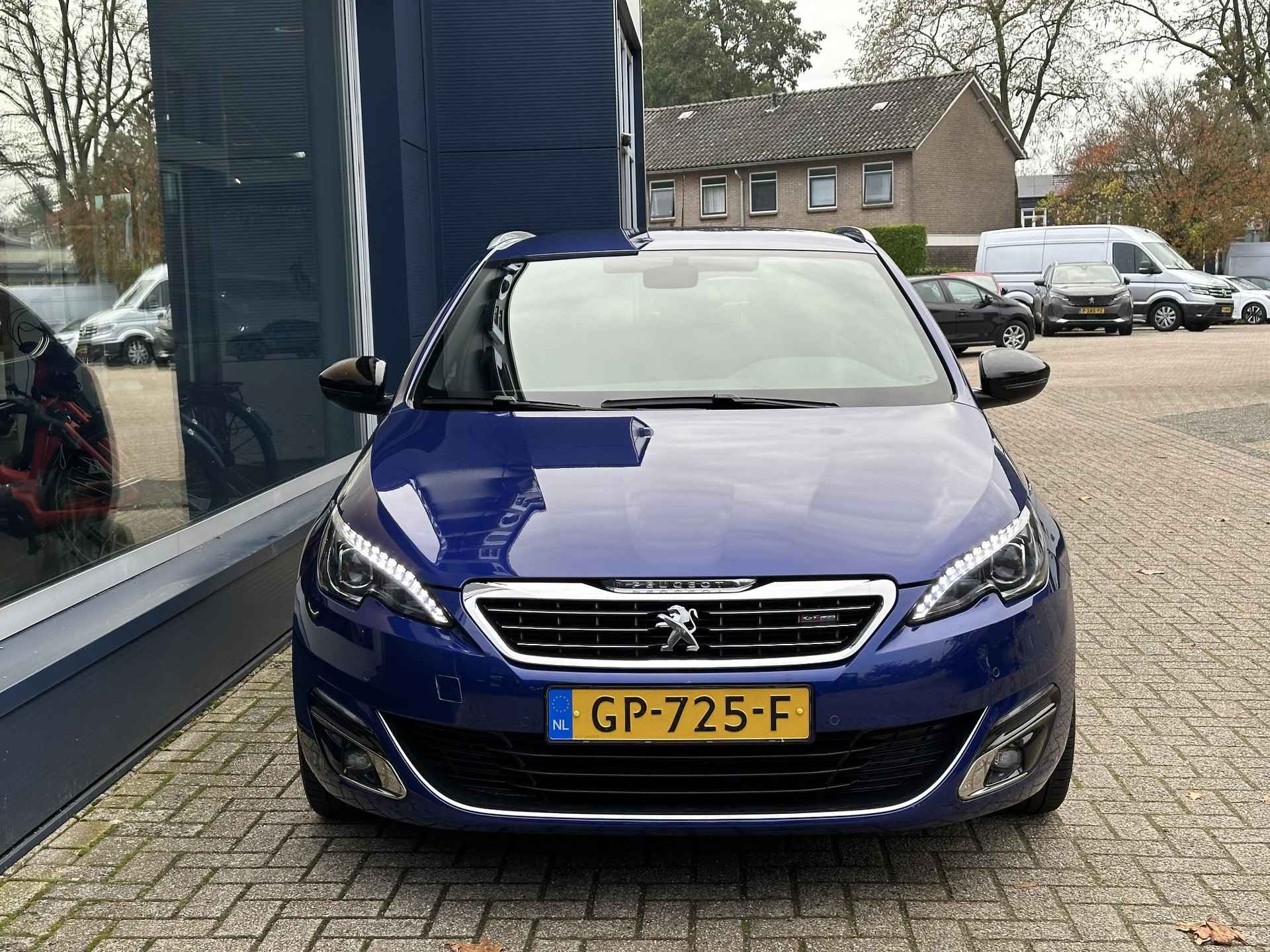 Peugeot 308 SW 1.2 Turbo 130 PK GT-line | Sportieve Uitvoering | Alcantara Bekleding | Navigatie | Full LED Verlichting | Camera | Parkeersensoren | 17 Inch Lichtmetalen Velgen | Cruise Control | Climate Control | - 2/57